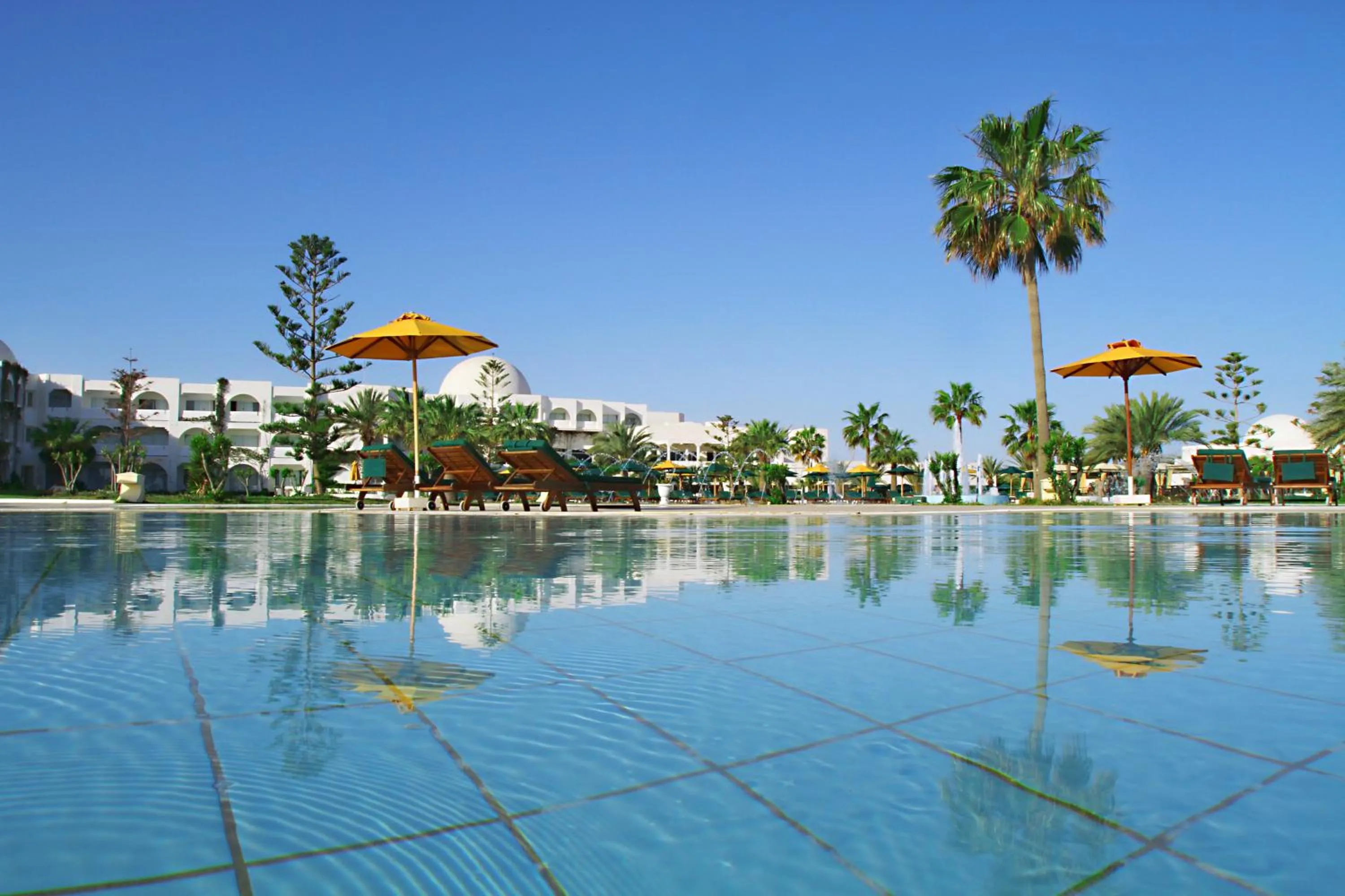 Swimming pool in Djerba Plaza Thalasso & Spa