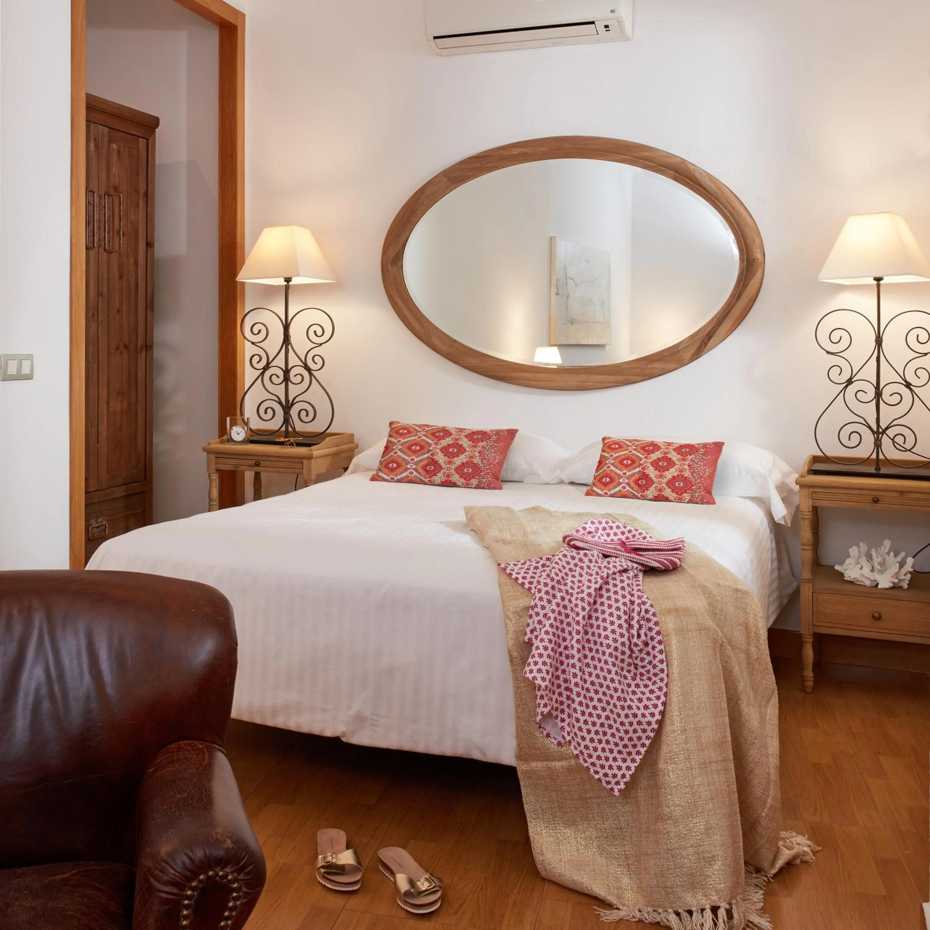 Bedroom, Bed in Lodgingmalaga Plaza Constitucion