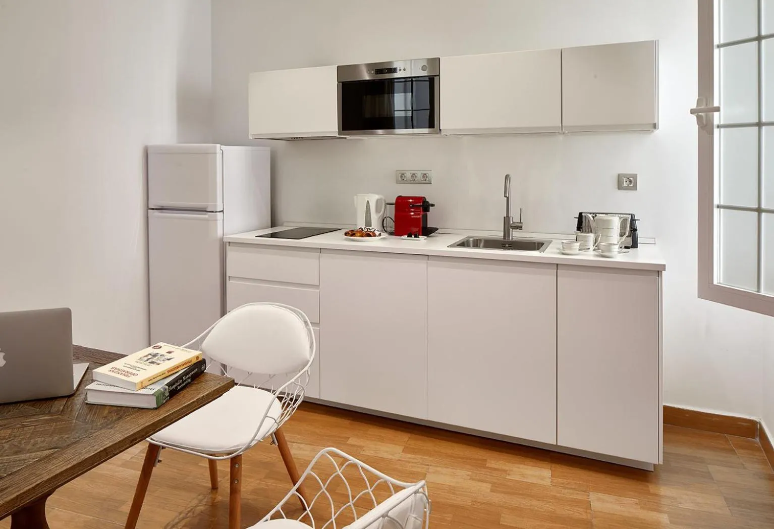 Kitchen or kitchenette in Lodgingmalaga Plaza Constitucion