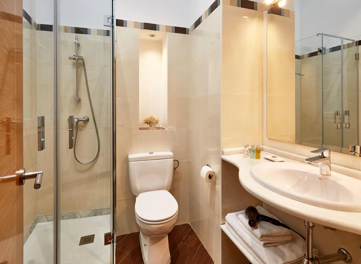 Bathroom in Lodgingmalaga Plaza Constitucion