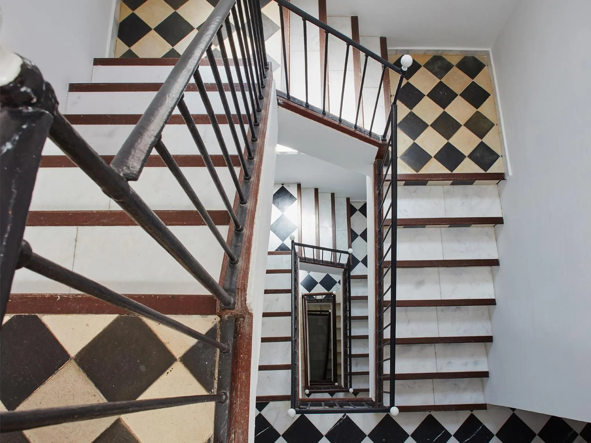 Decorative detail in Lodgingmalaga Plaza Constitucion