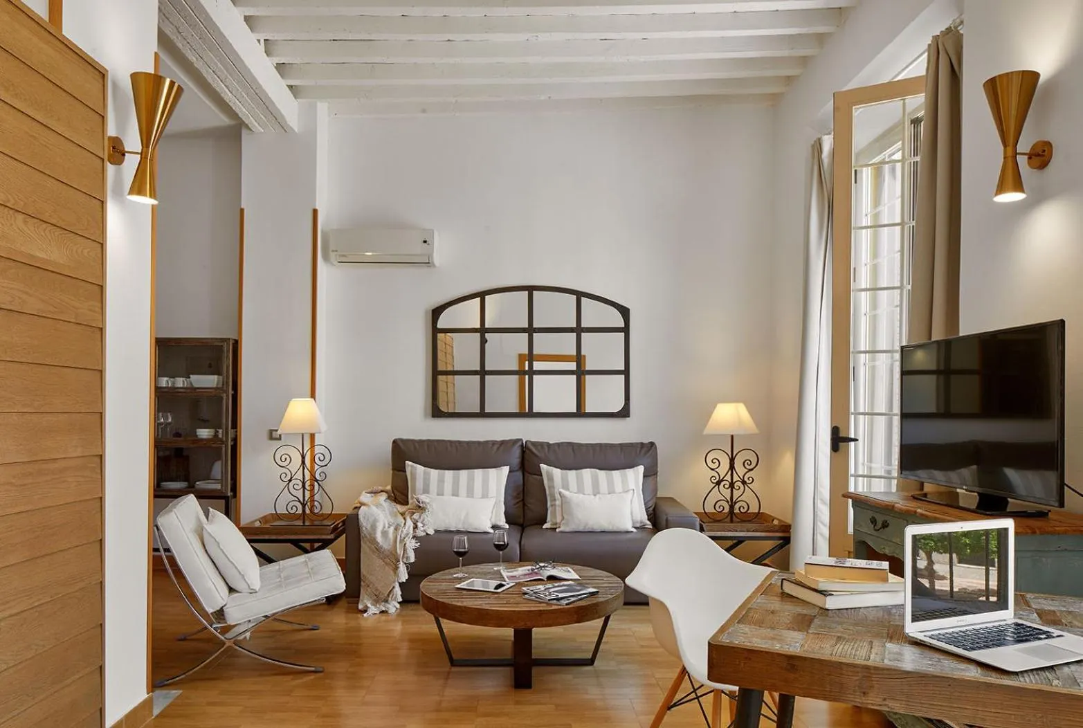 TV and multimedia in Lodgingmalaga Plaza Constitucion