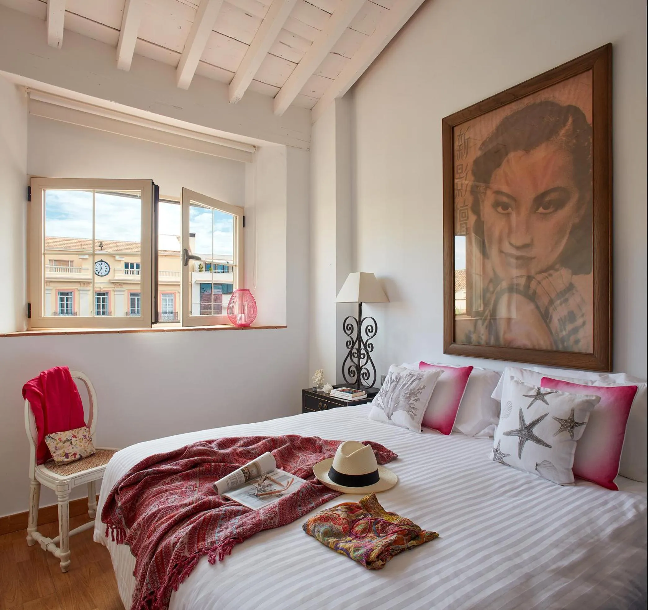 Bed in Lodgingmalaga Plaza Constitucion