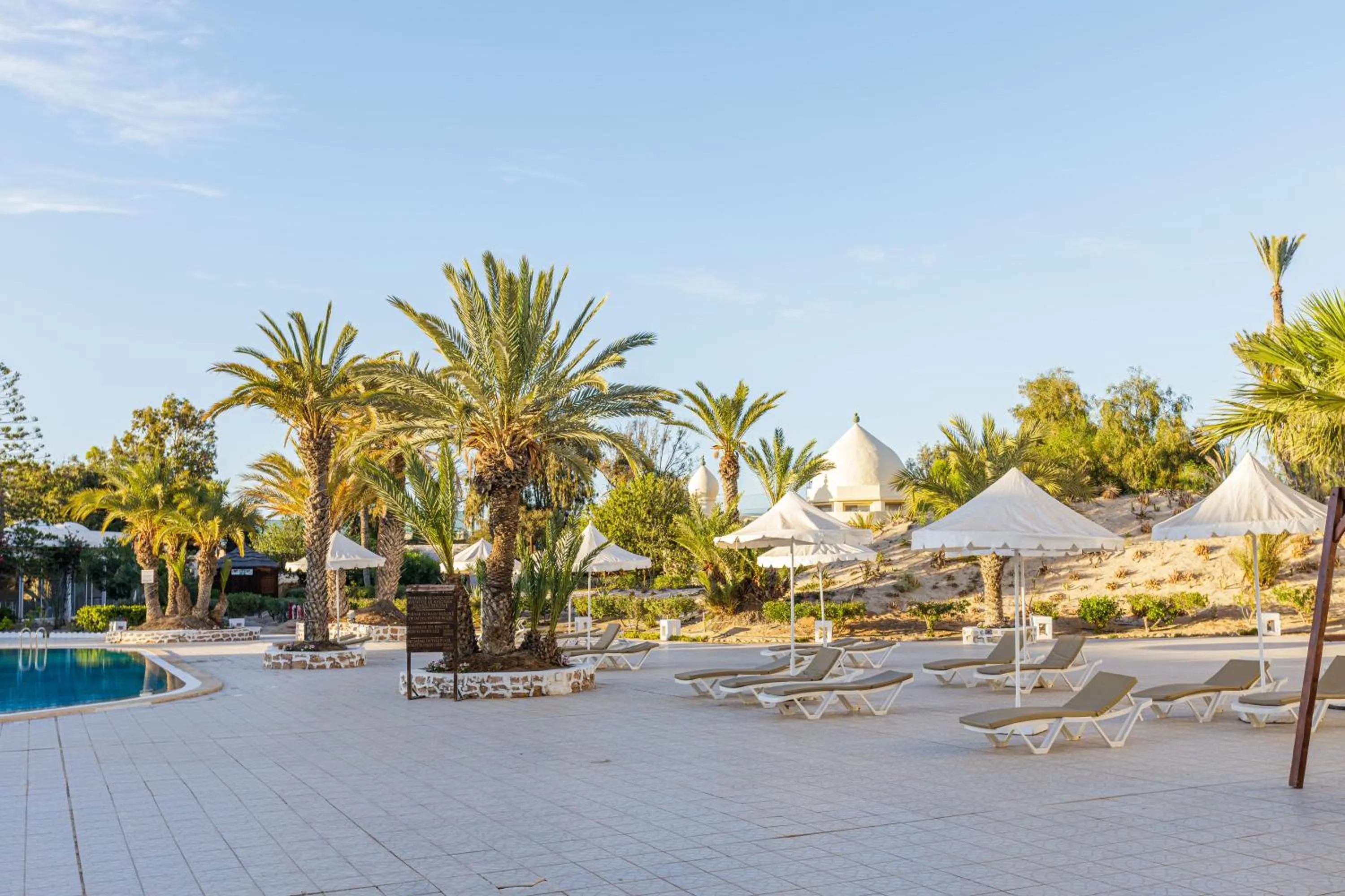 Pool view in Iris Hotel & Thalasso