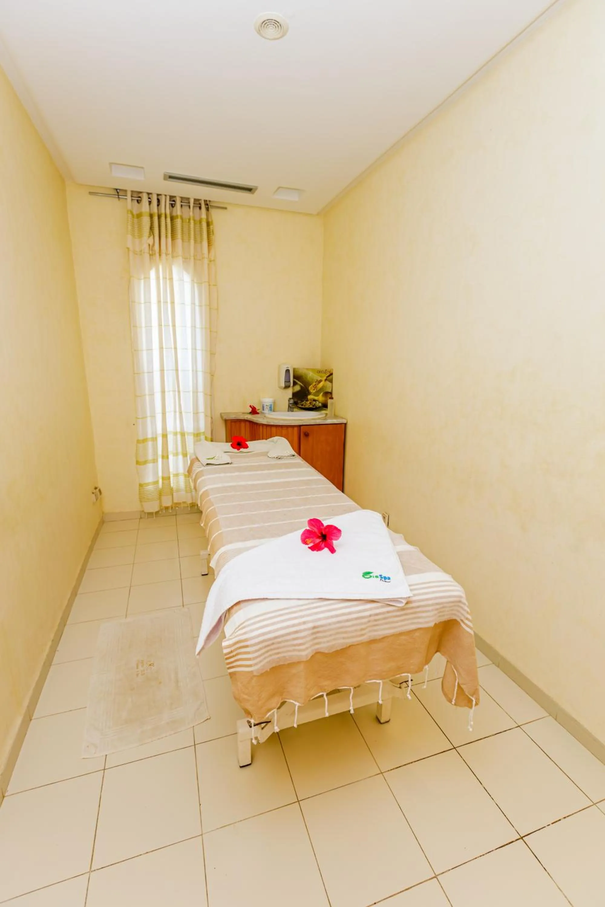 Iris Hotel & Thalasso