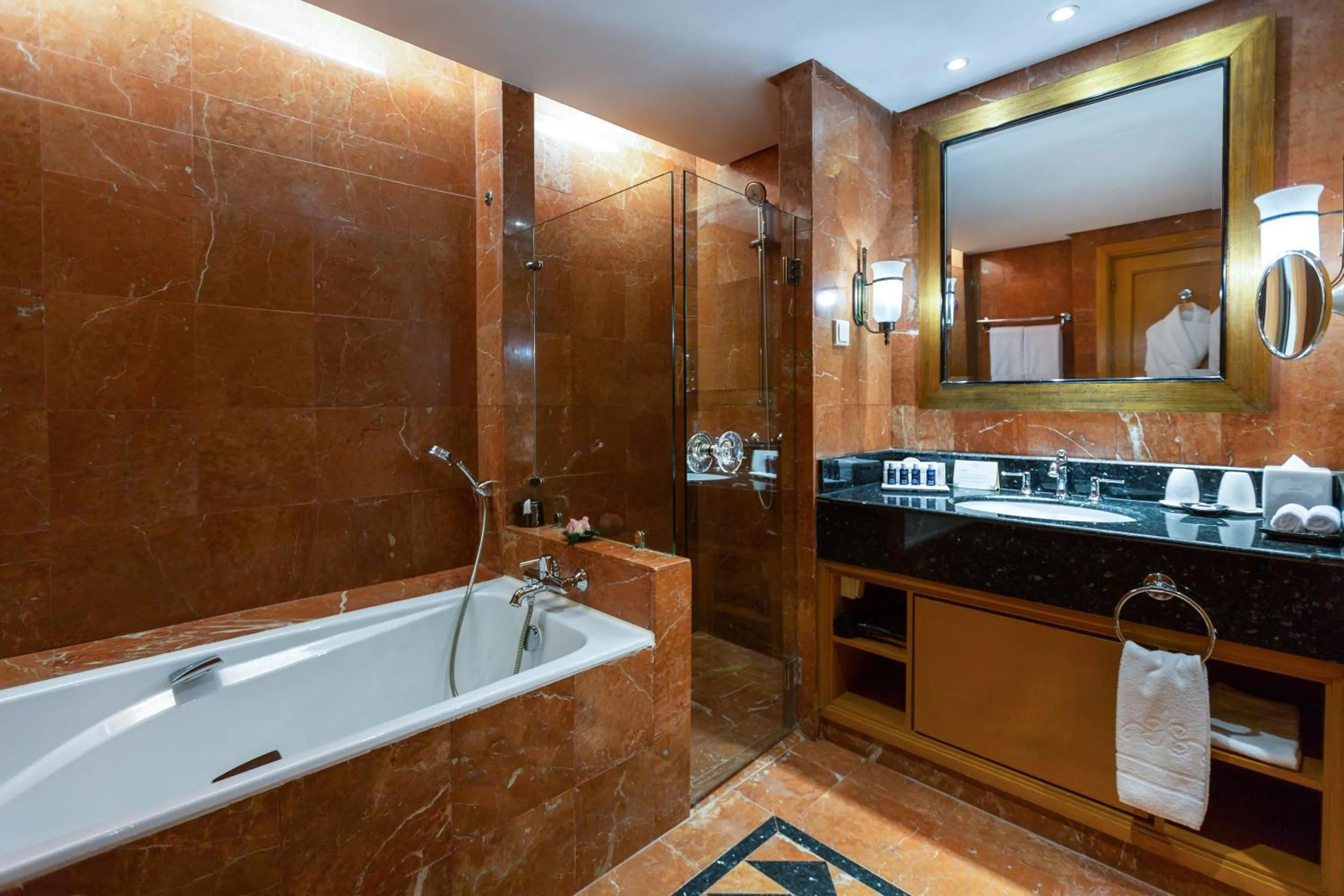 Property building in The Residence Tunis