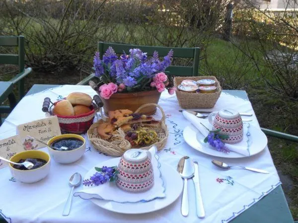 Food and drinks in B&B Santa Brigida