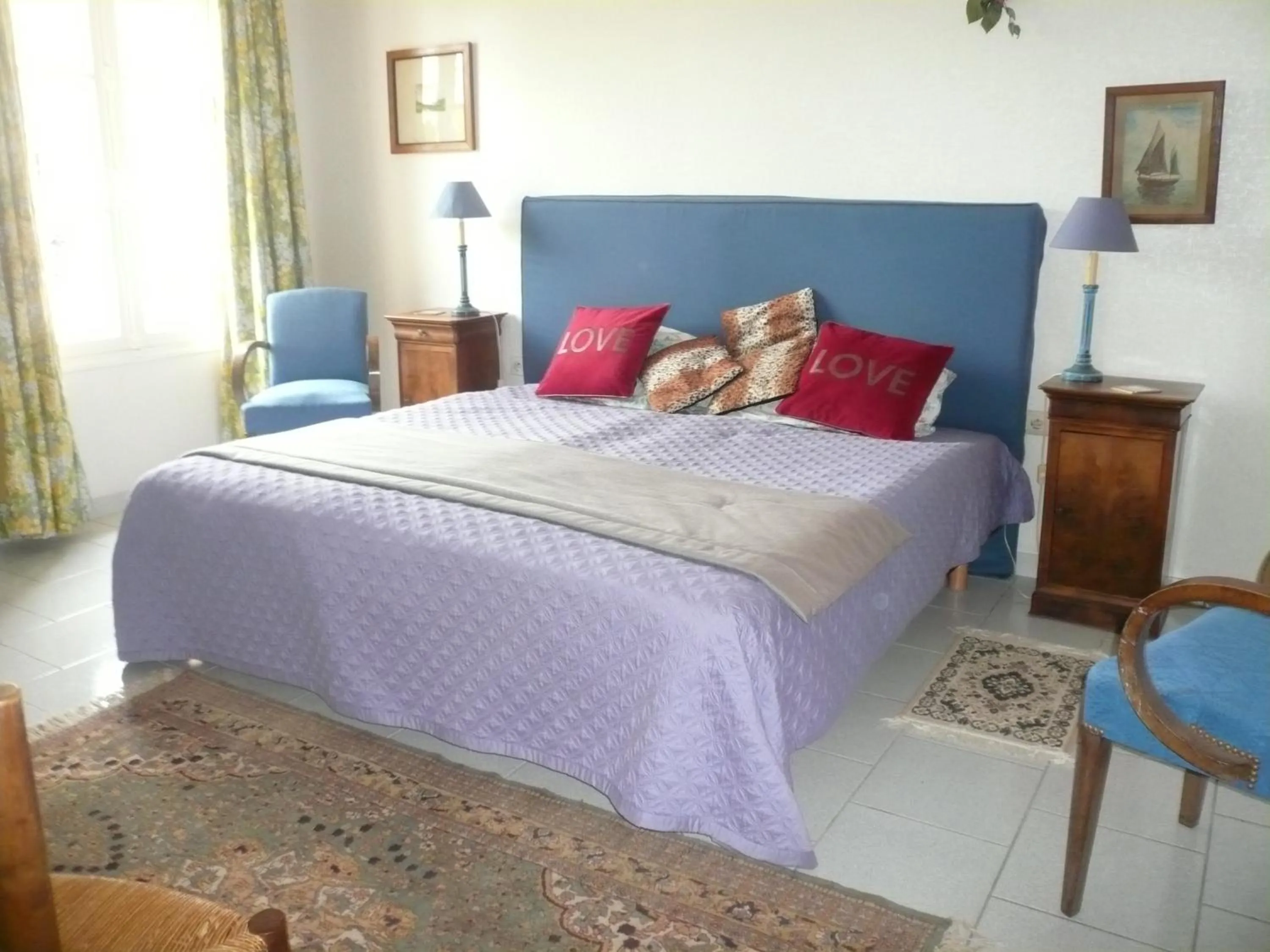 Bedroom, Bed in LOGIS du Château du Bois Doucet