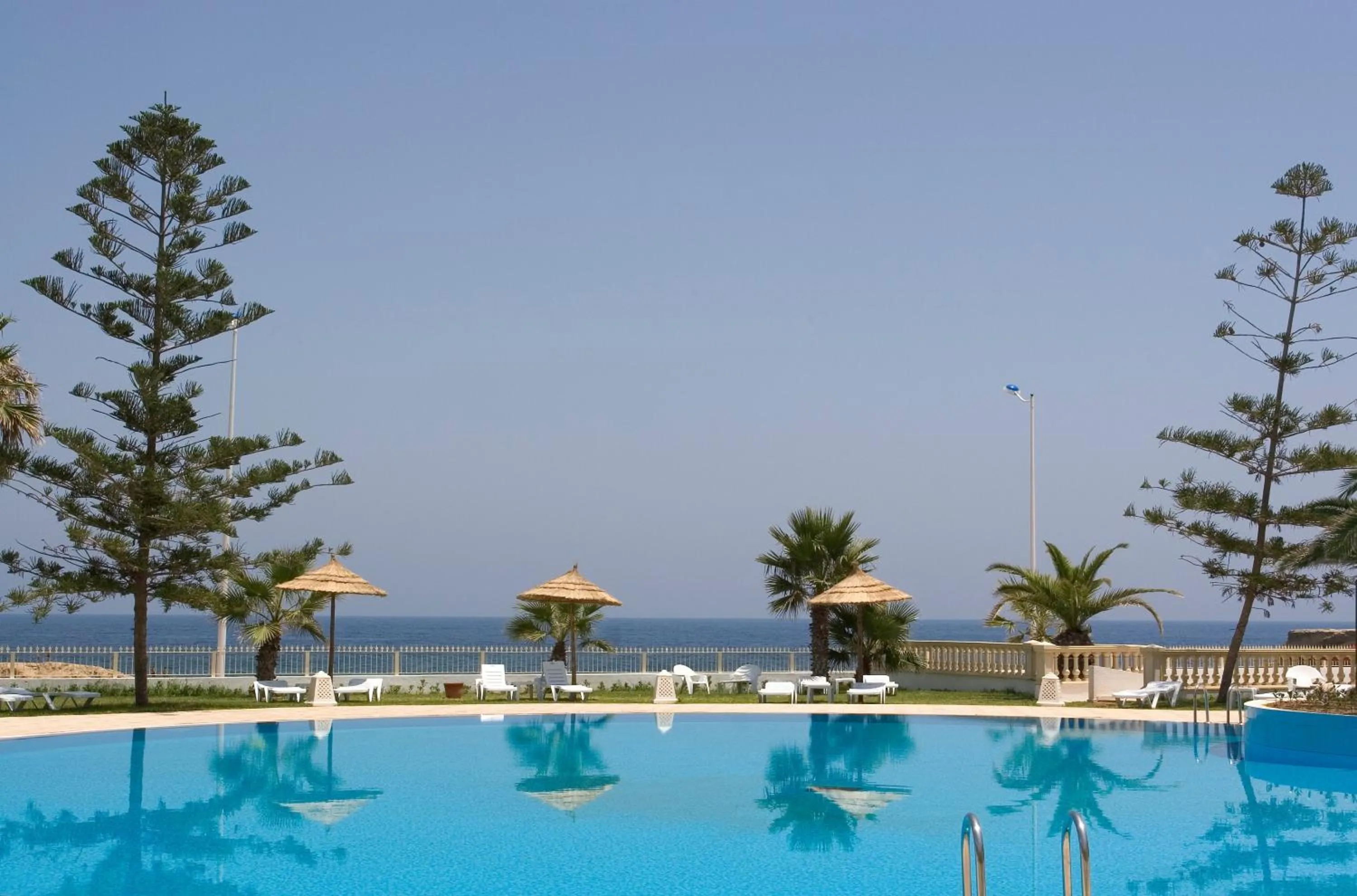 Day in Hotel El Habib Monastir