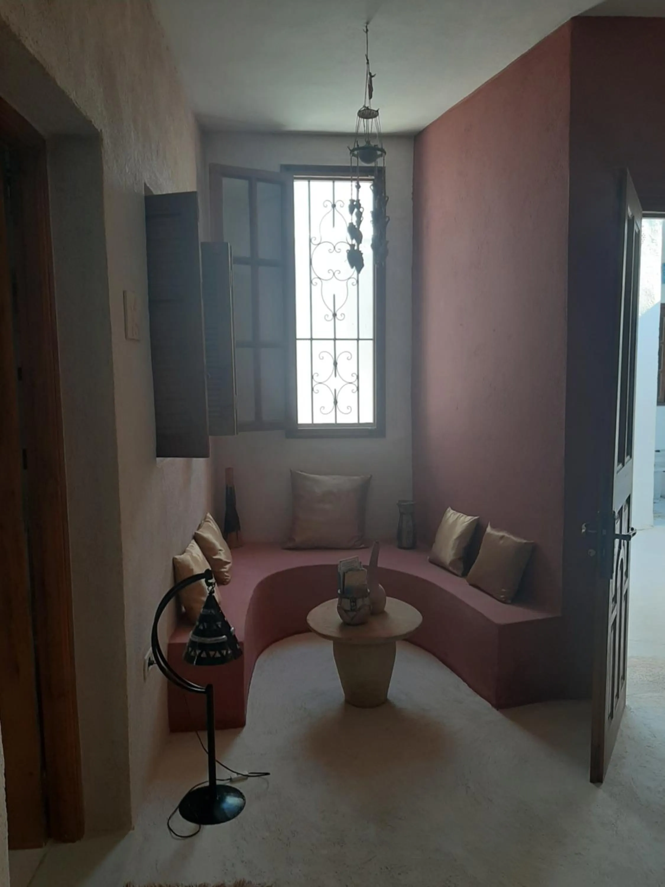 Seating area in Menzel Sonia Caja