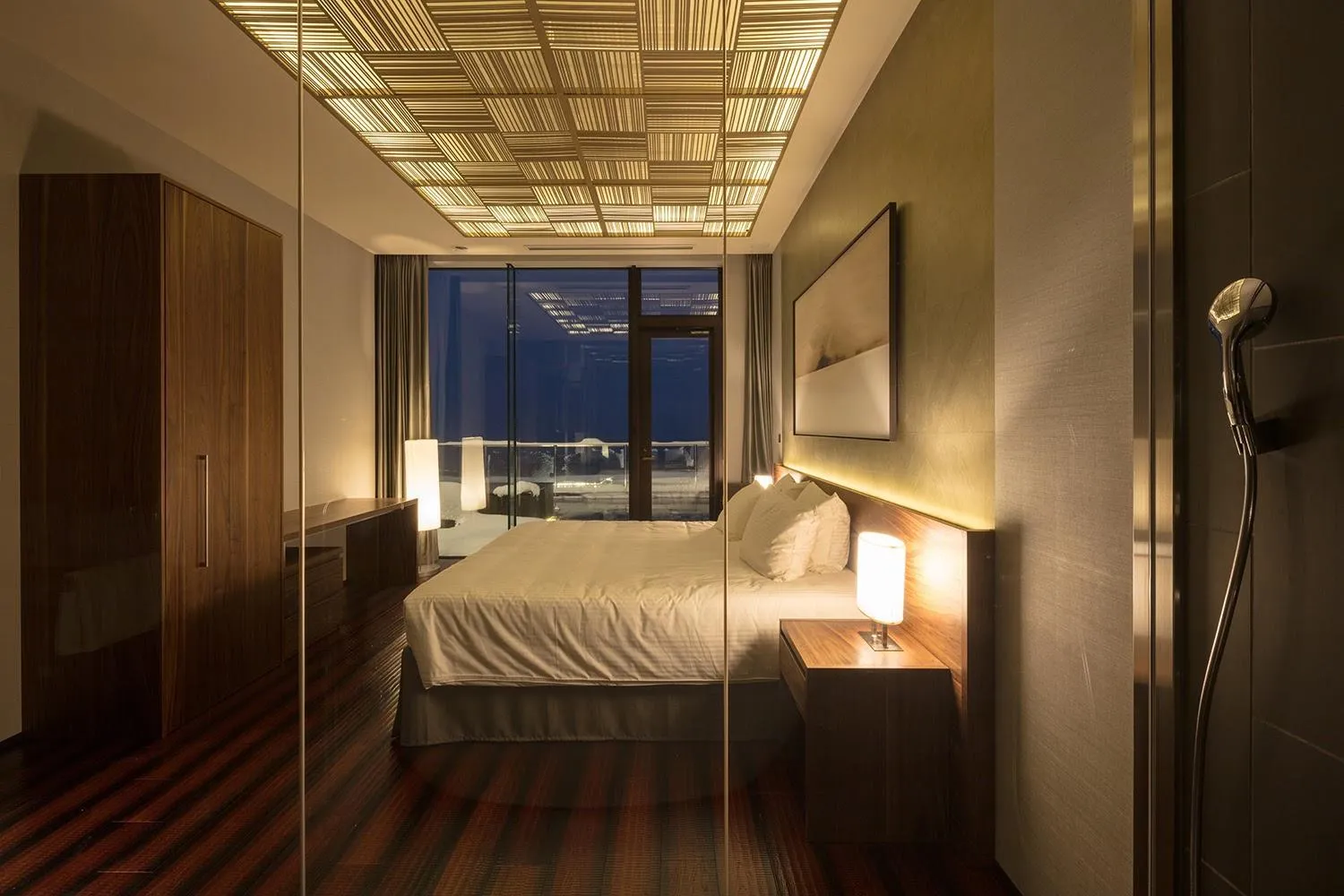 Shower in Aya Niseko