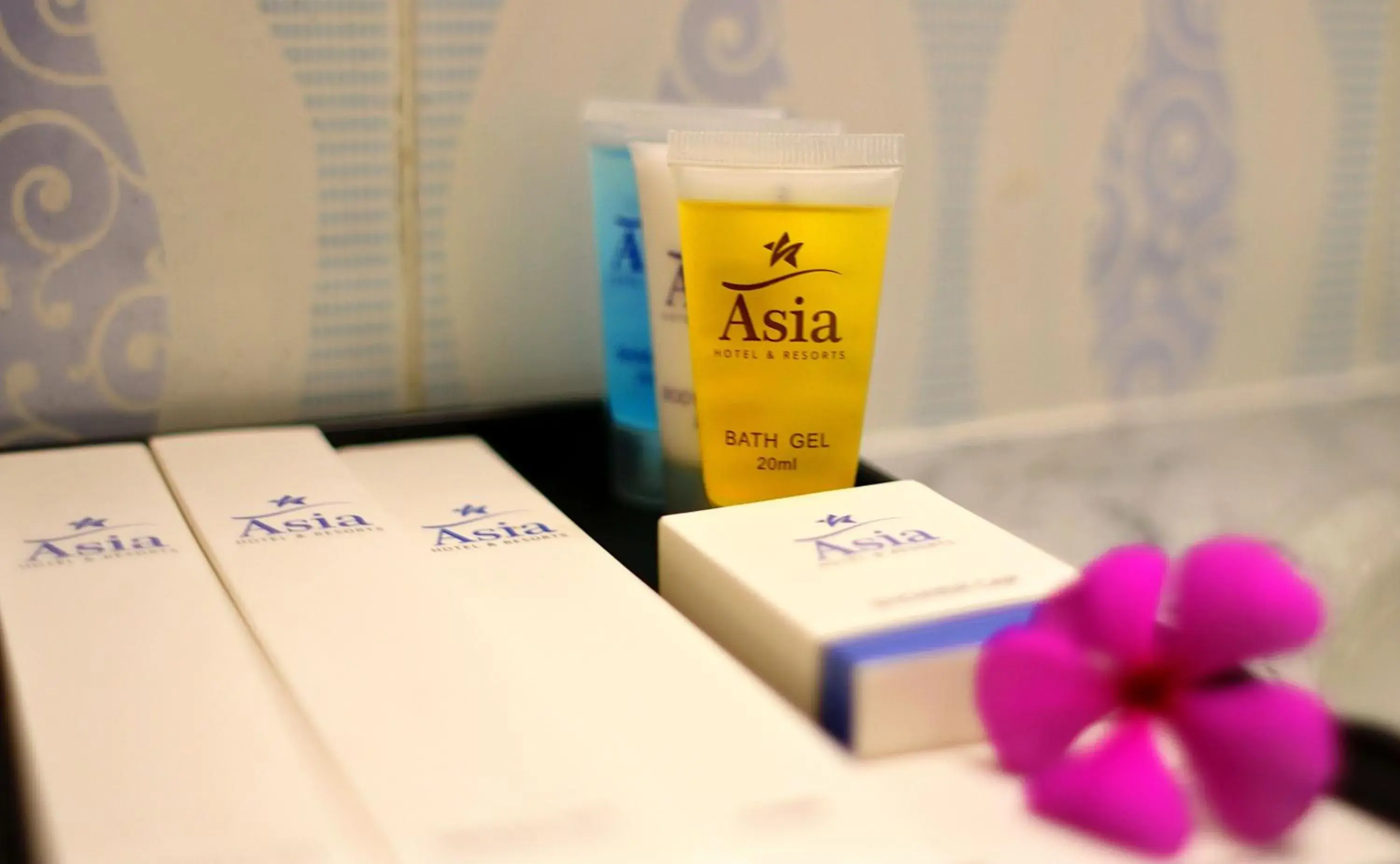 Deluxe Twin Room in Asia Hotel & Resorts Deluxe Twin Room in Asia Hotel & Resorts