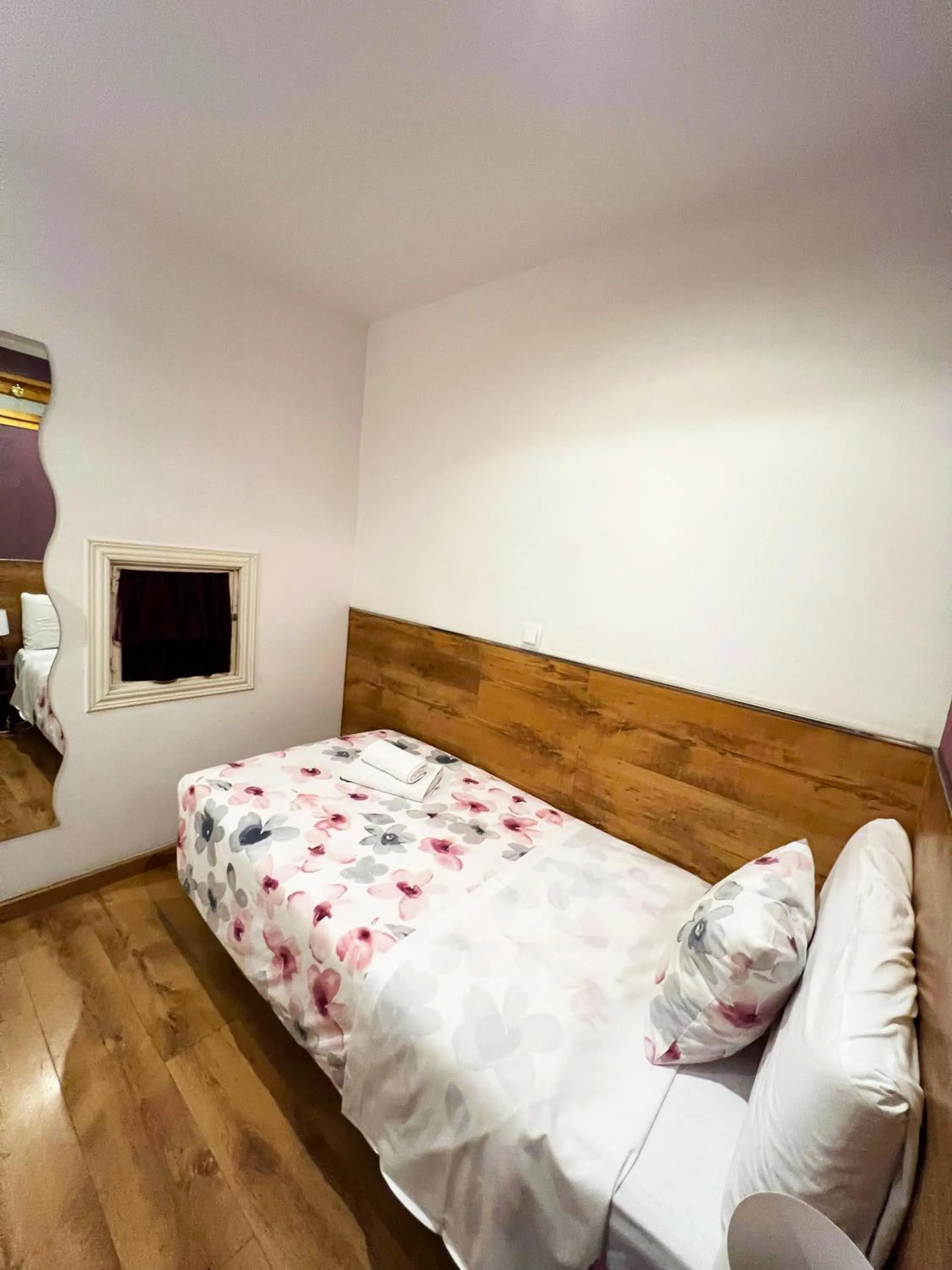 Photo of the whole room, Bed in Hostal Abel Victoriano