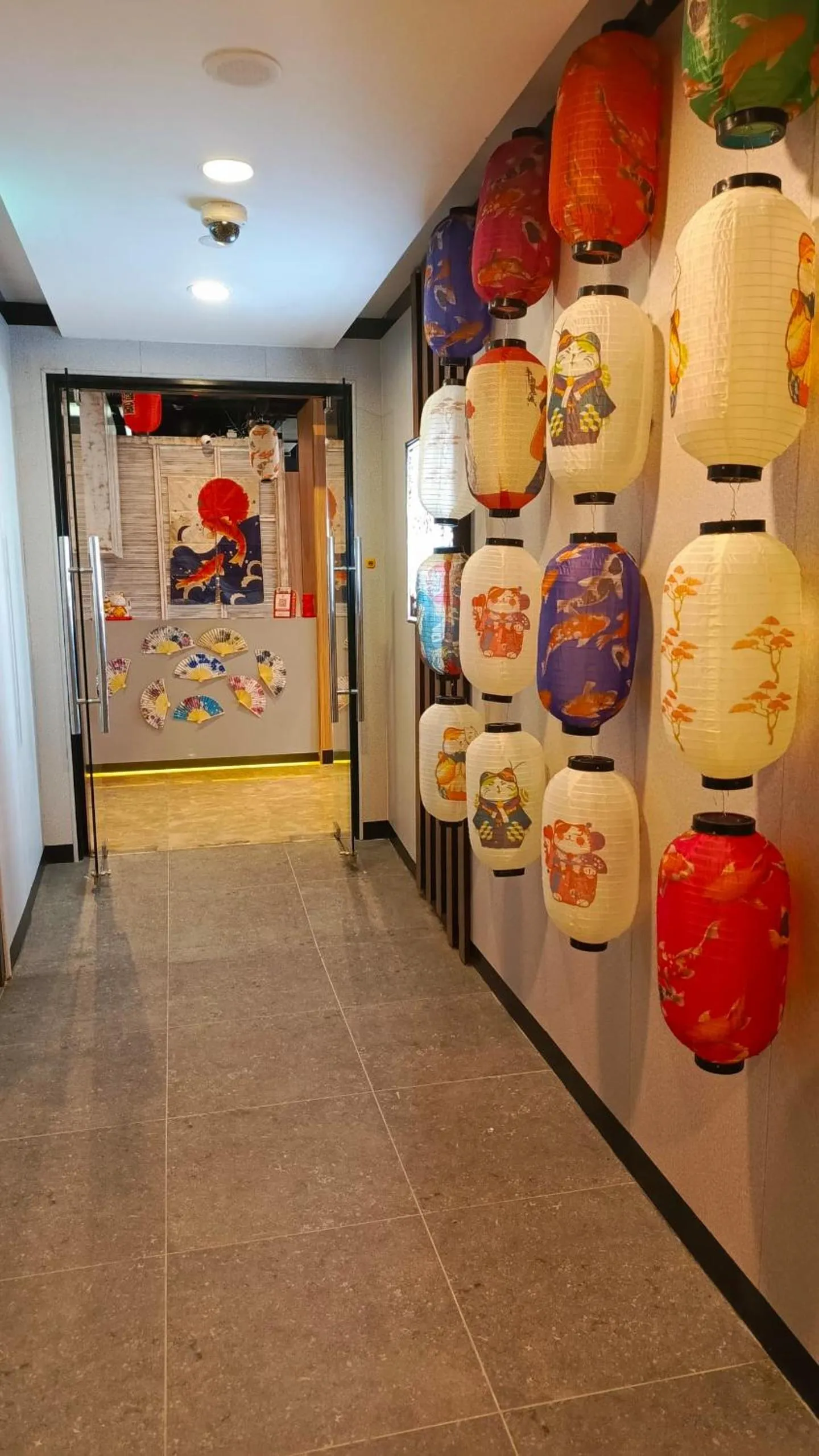 Restaurant/places to eat in Grand Ion Delemen Hotel