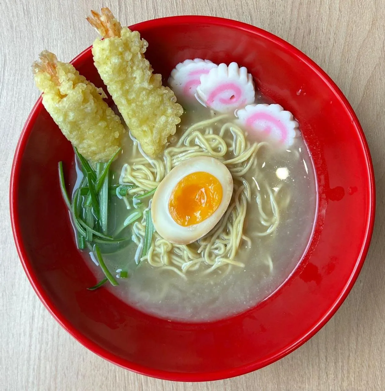 Restaurant/places to eat in Grand Ion Delemen Hotel