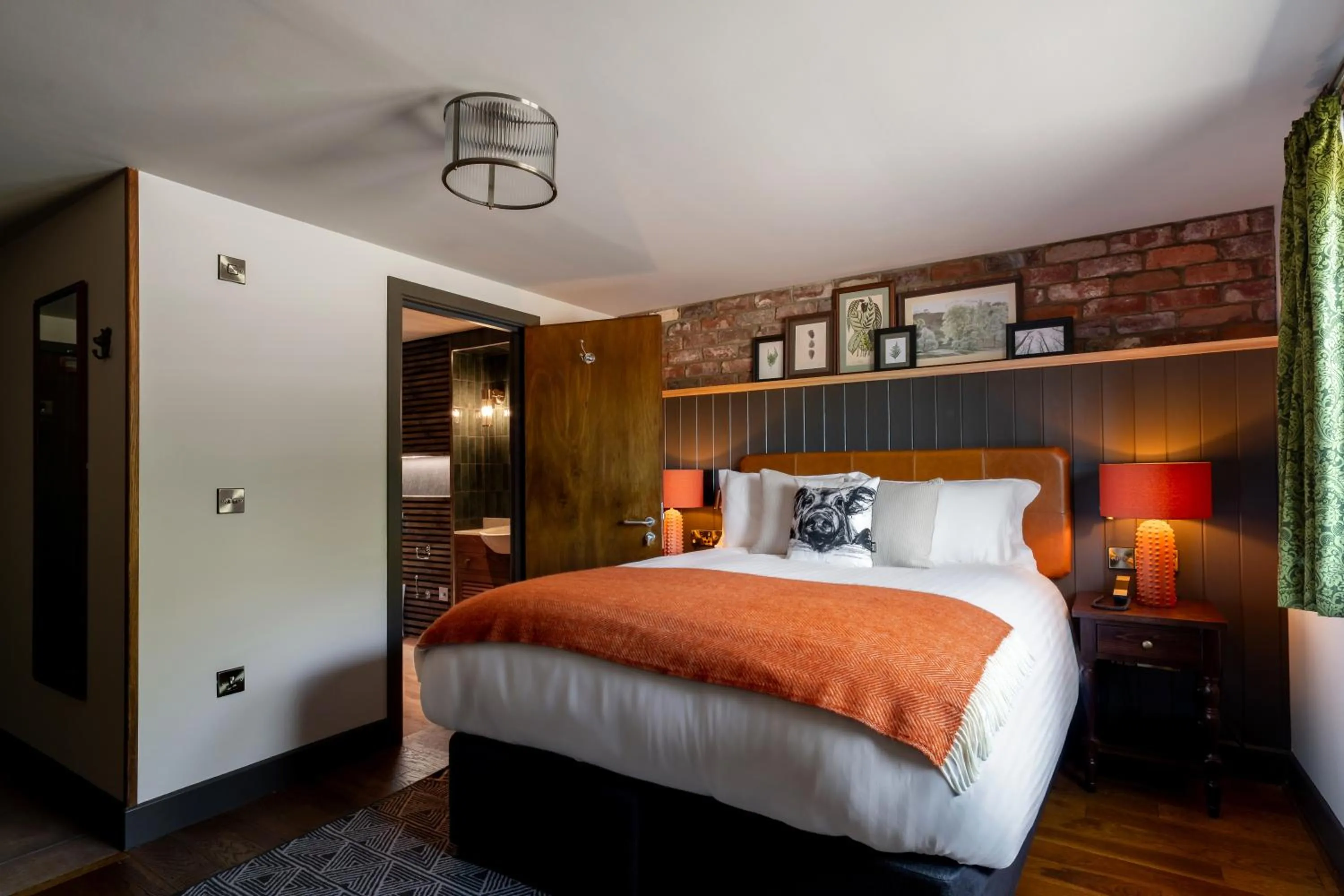 Bed in The Hampshire Hog