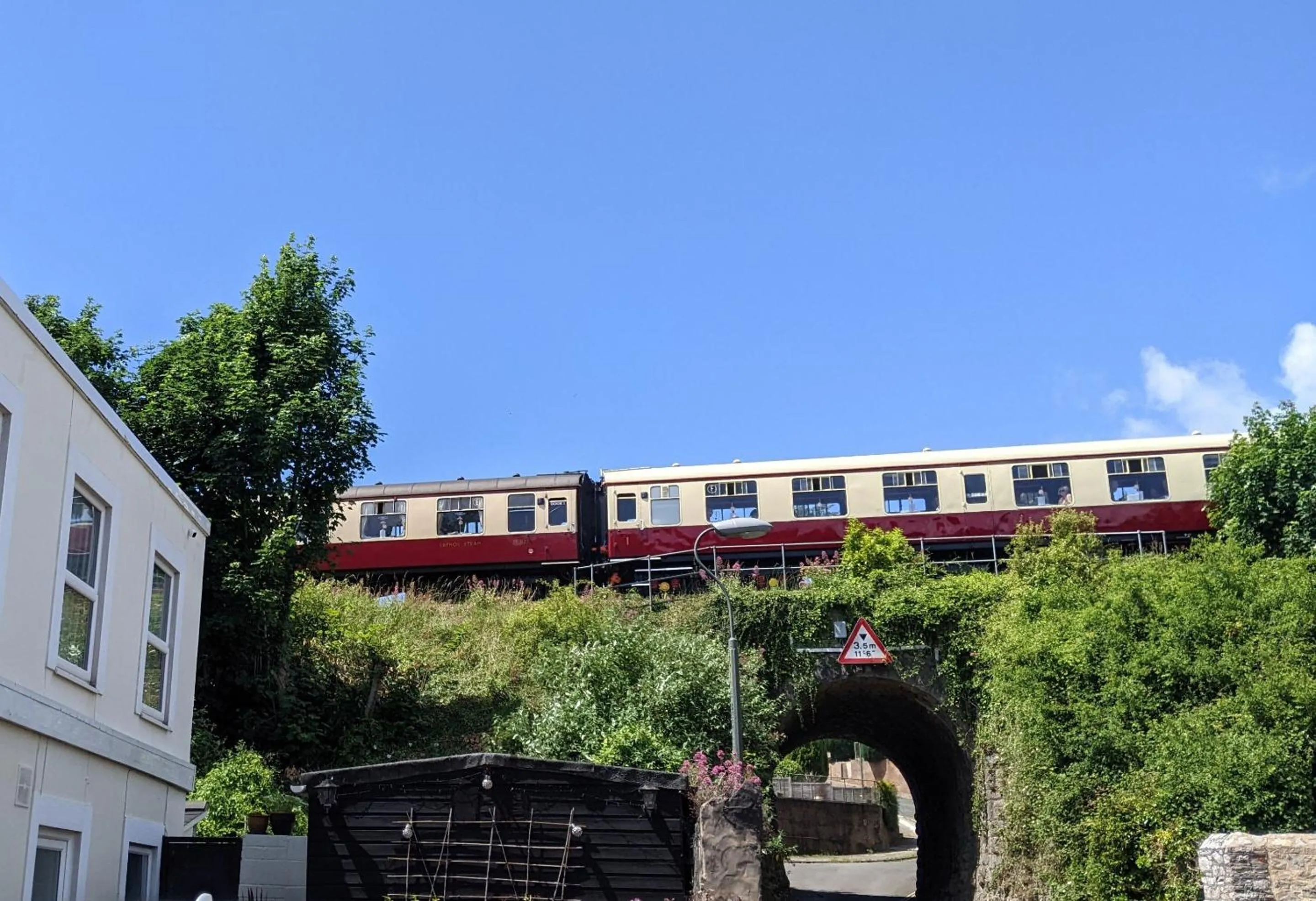 Neighbourhood in Abingdon House