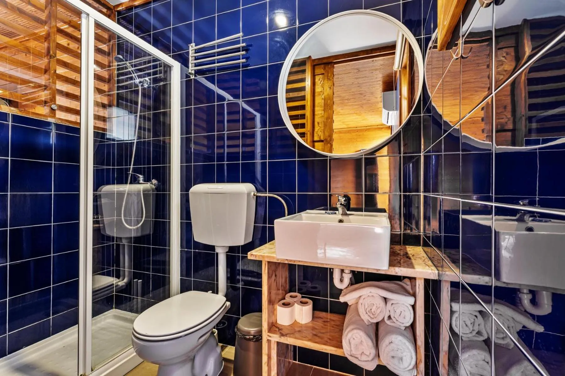 Bathroom in PenichePraia - Bungalows, Campers & SPA