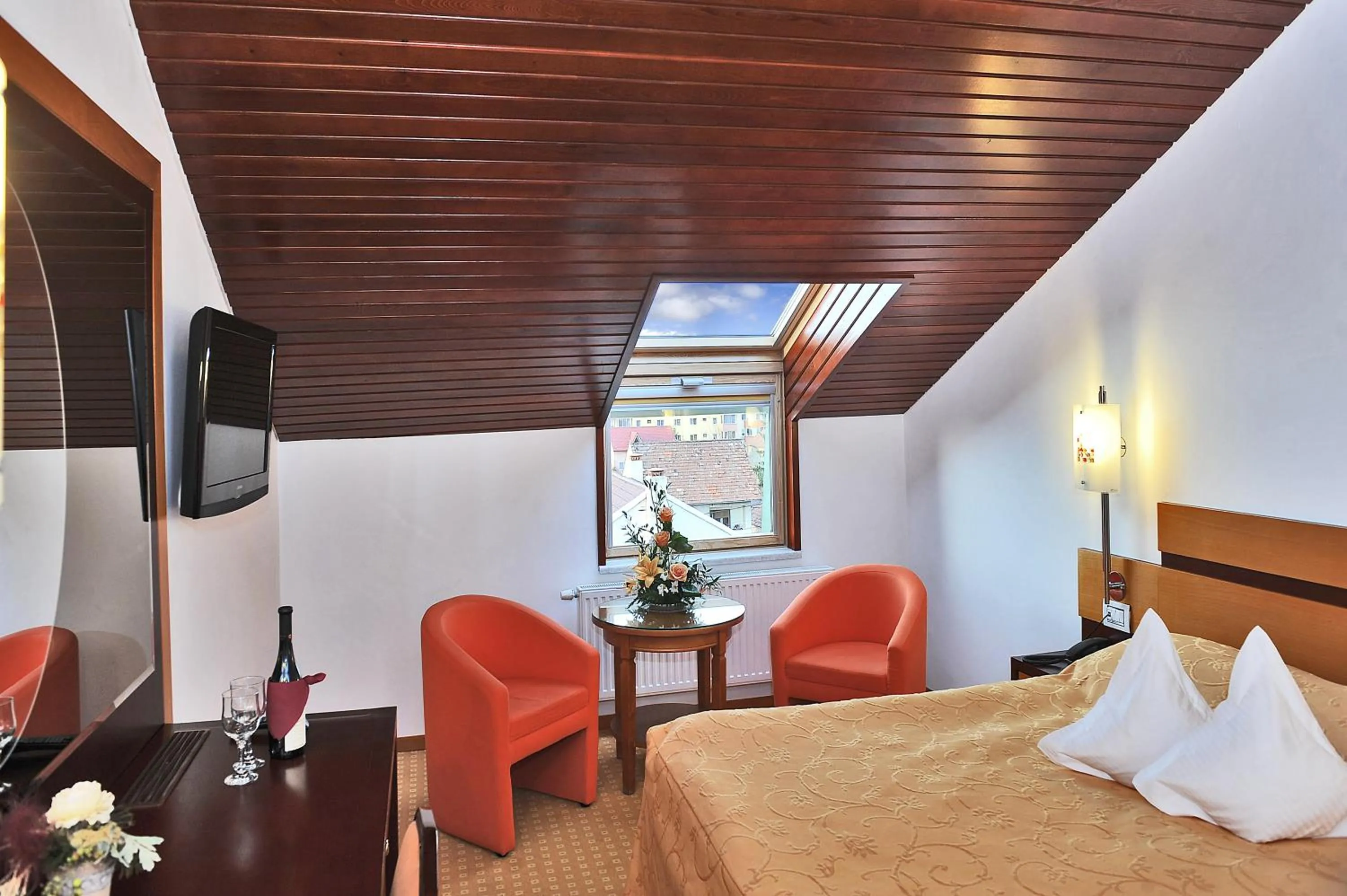 Photo of the whole room, Bed in Hotel Jasmine