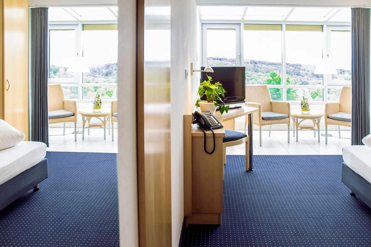 Bed in Stausee-Hotel