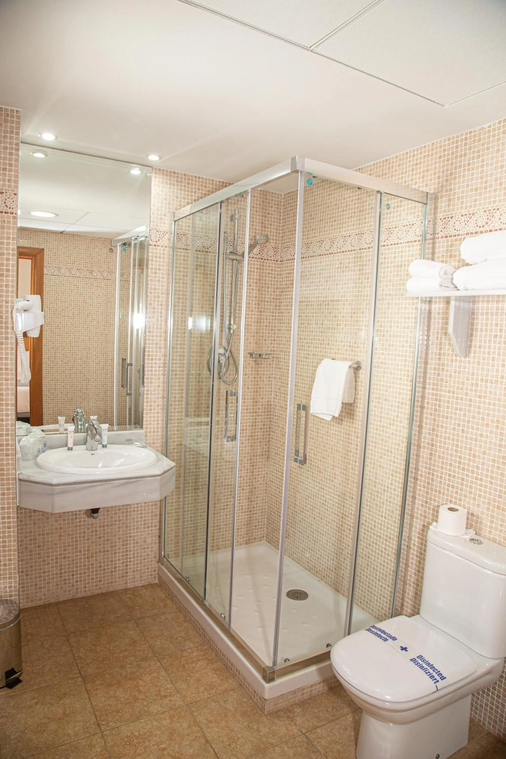 Bathroom in Hotel Córdoba Centro