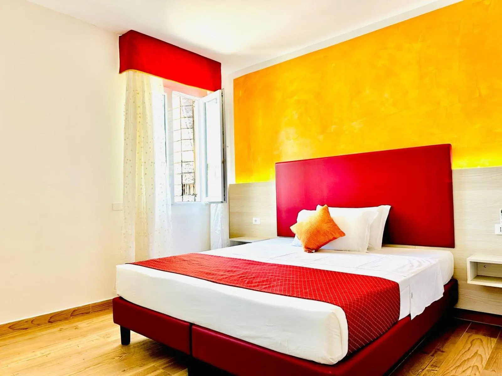 Bed in Vacation Venice Rooms