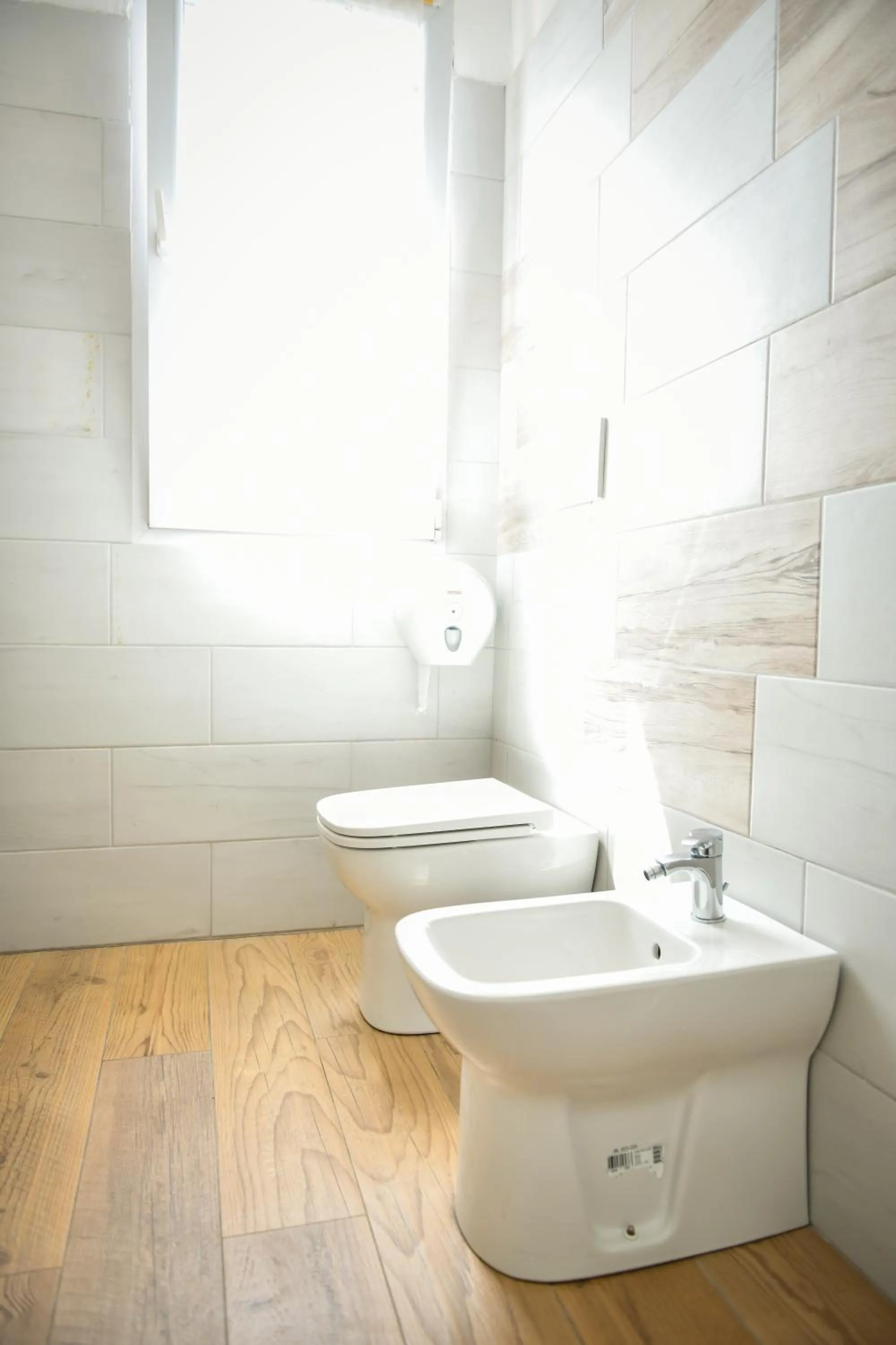 Bathroom in Vacation Venice Rooms