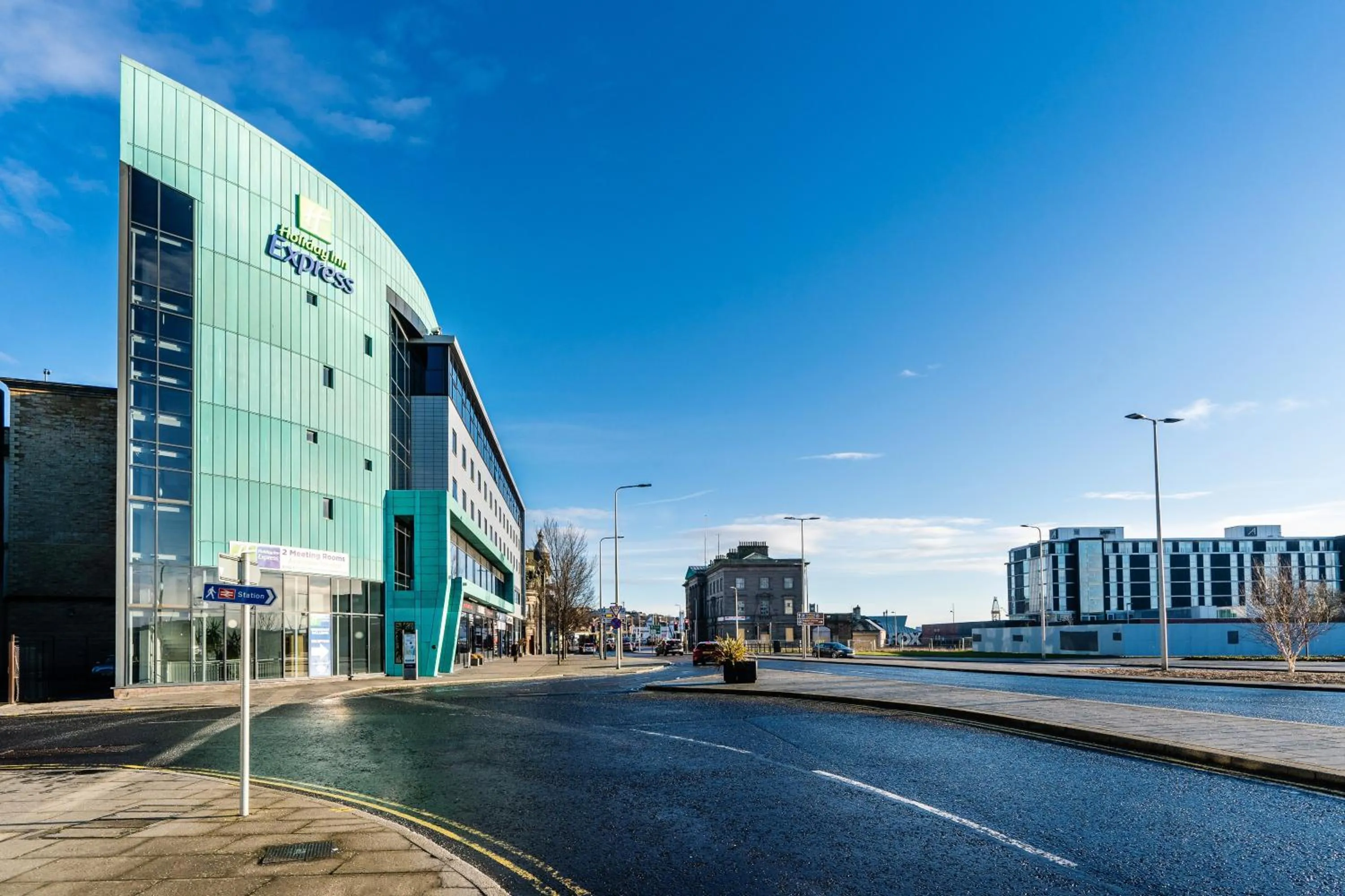 Property building in Holiday Inn Express Dundee by IHG