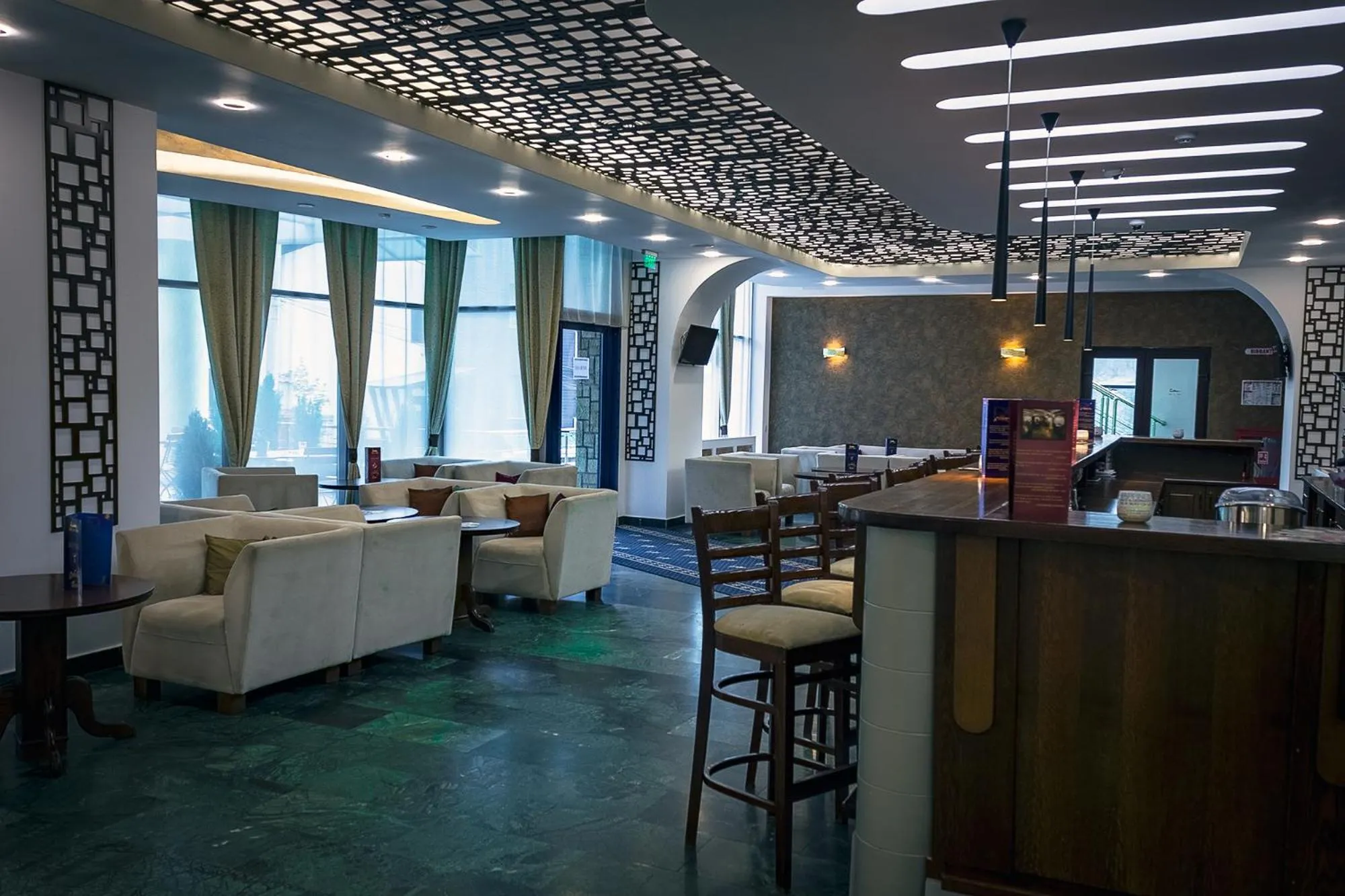 Communal lounge/ TV room in Hotel Ski&Sky