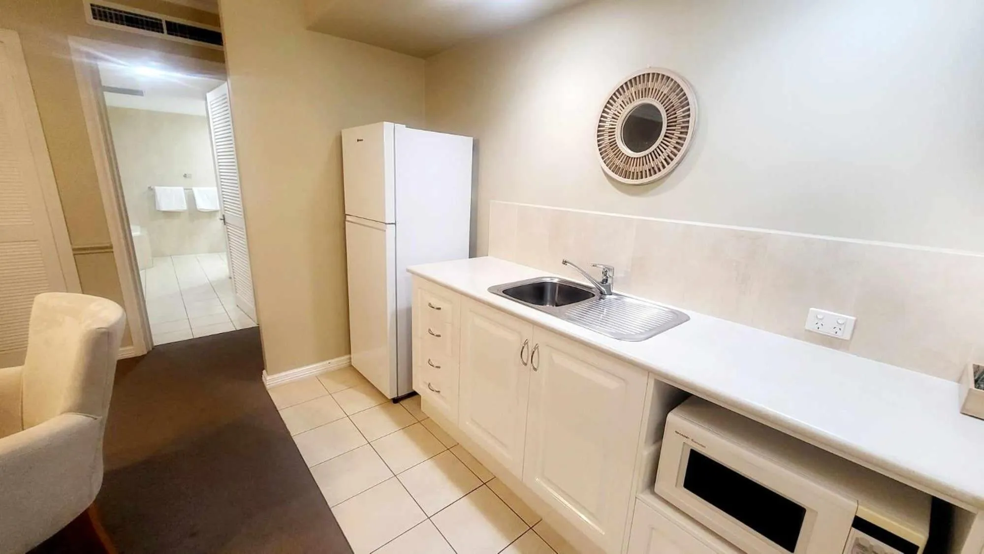 Kitchen or kitchenette in Cairns Colonial Club Resort