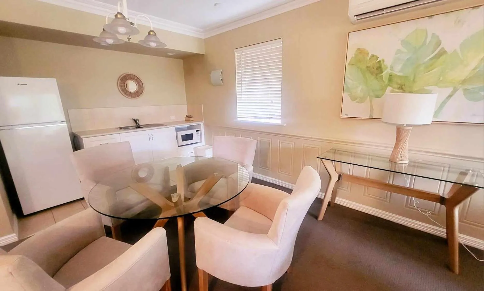 Kitchen or kitchenette in Cairns Colonial Club Resort