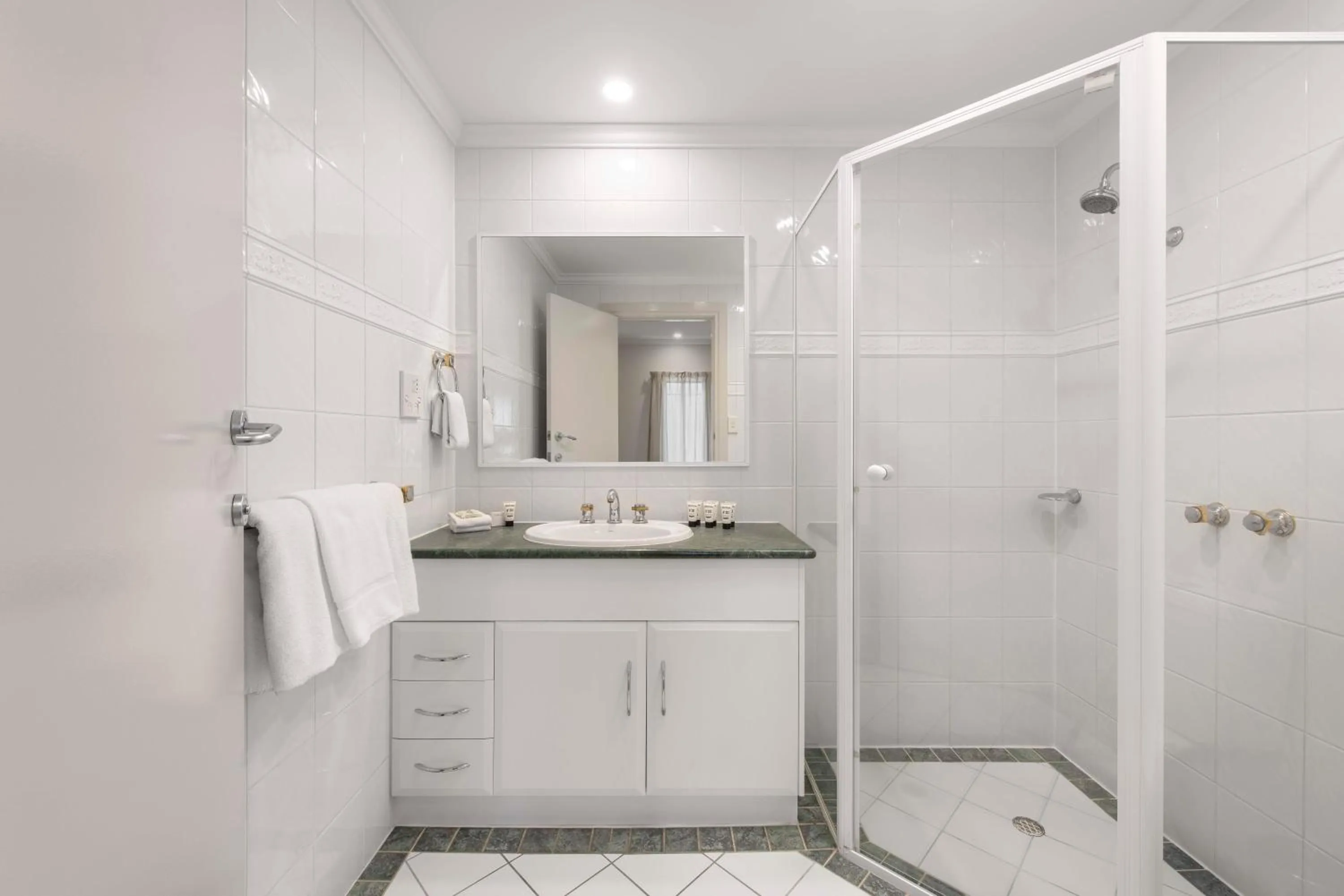 Bathroom in Frome Apartments