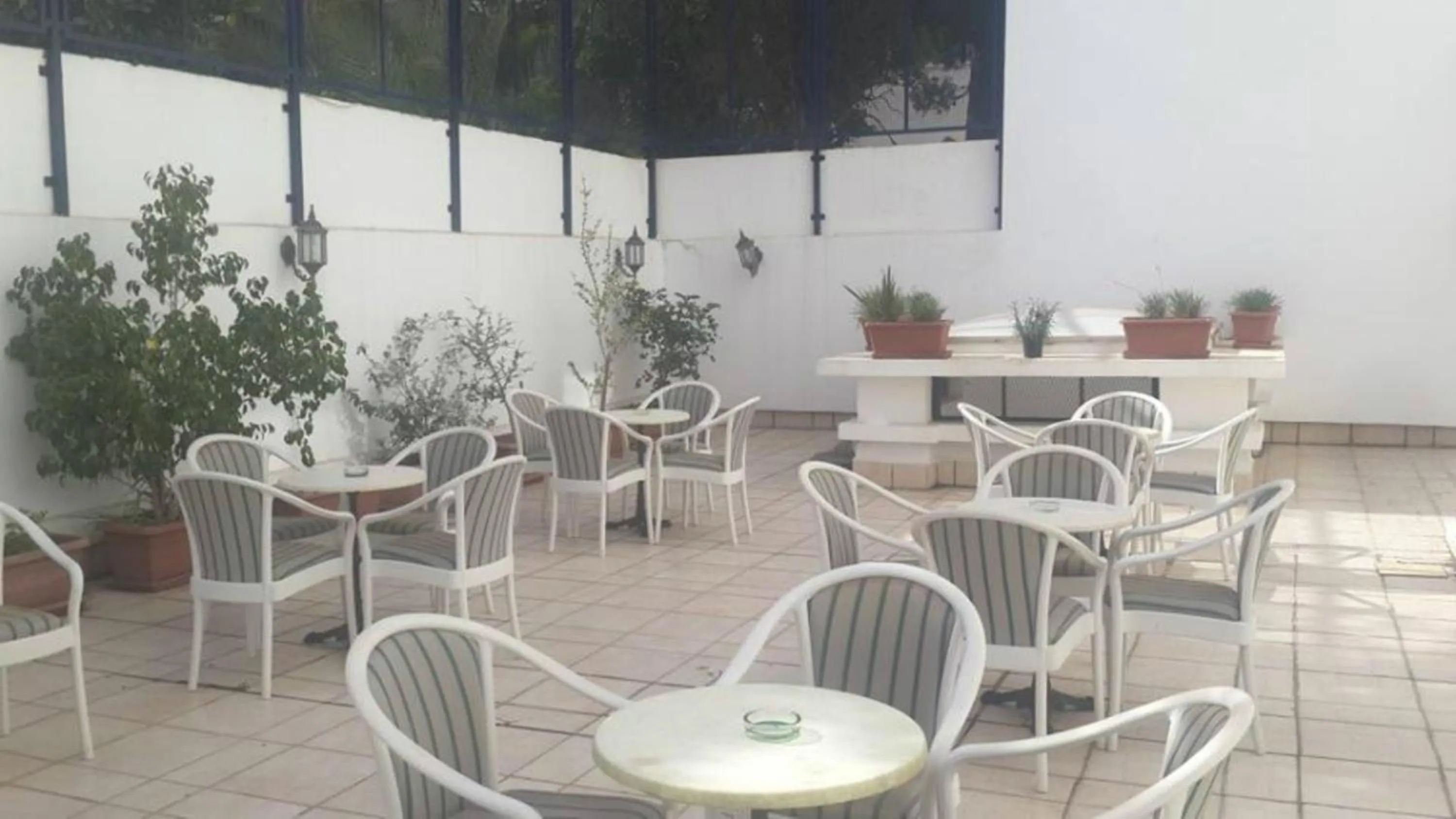 Patio in Ariha Hotel