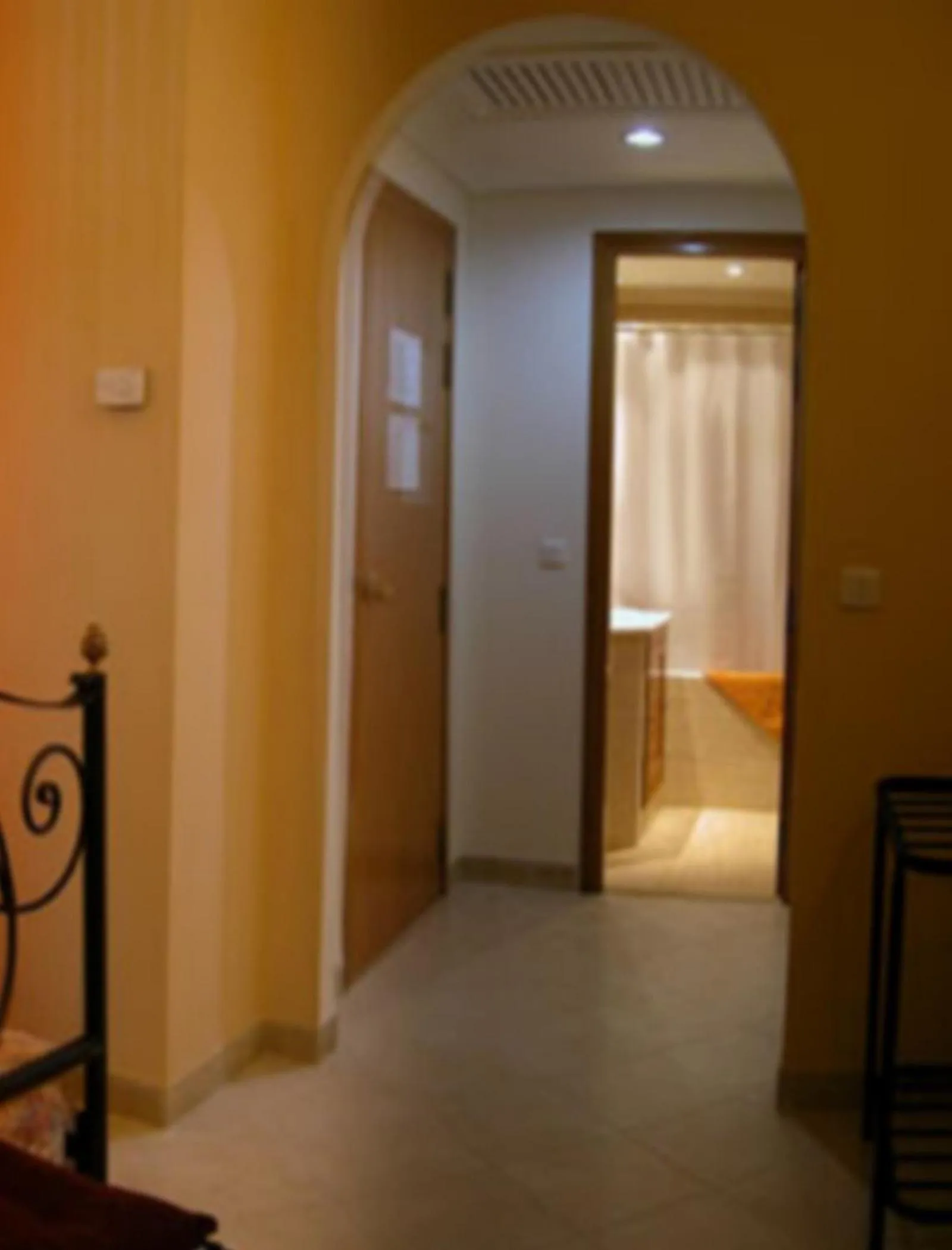 Bedroom in Ariha Hotel