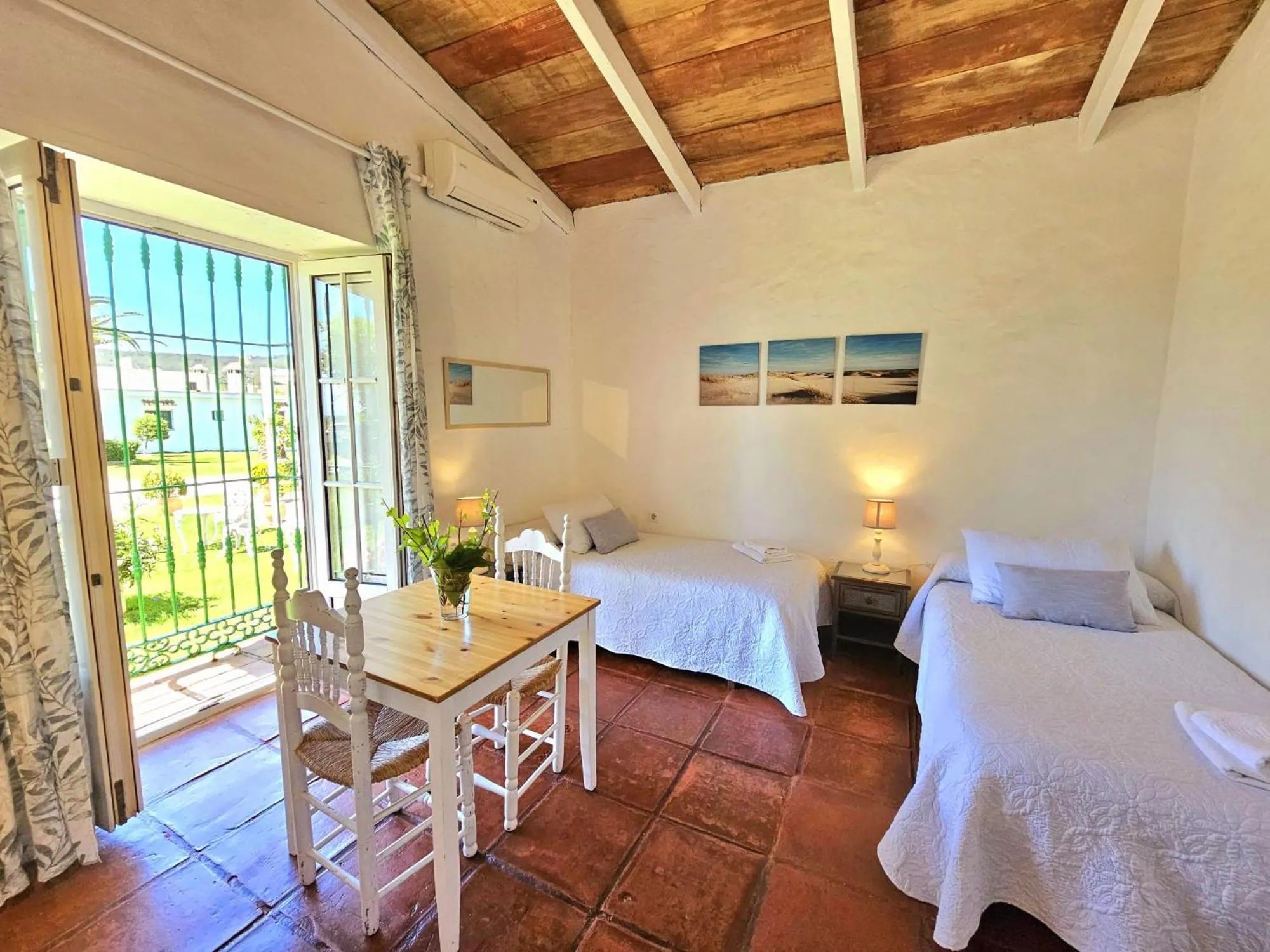 Bed in Hotel-Apart CORTIJO LAS PIÑAS