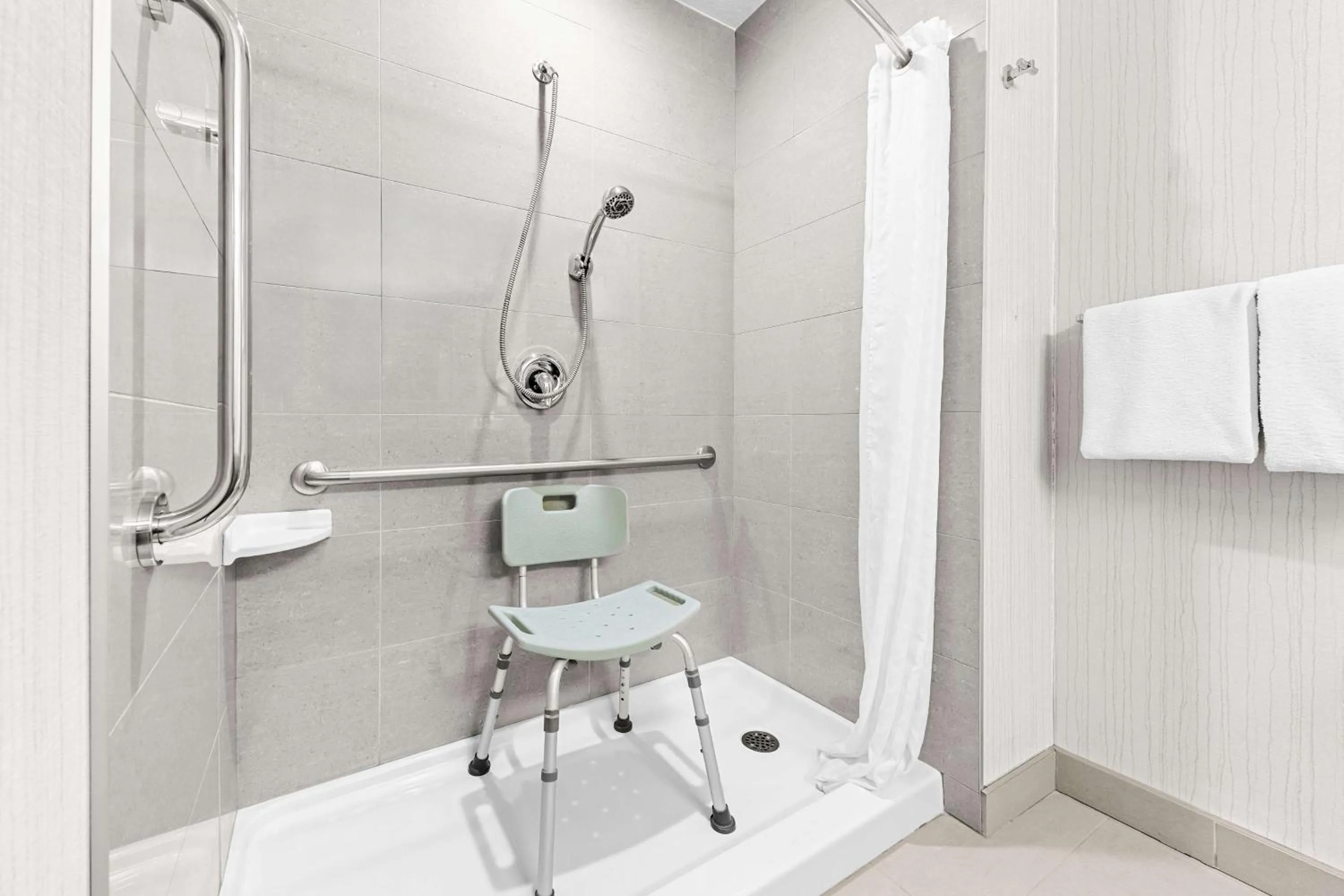 Bathroom in Best Western Plus Airdrie Gateway