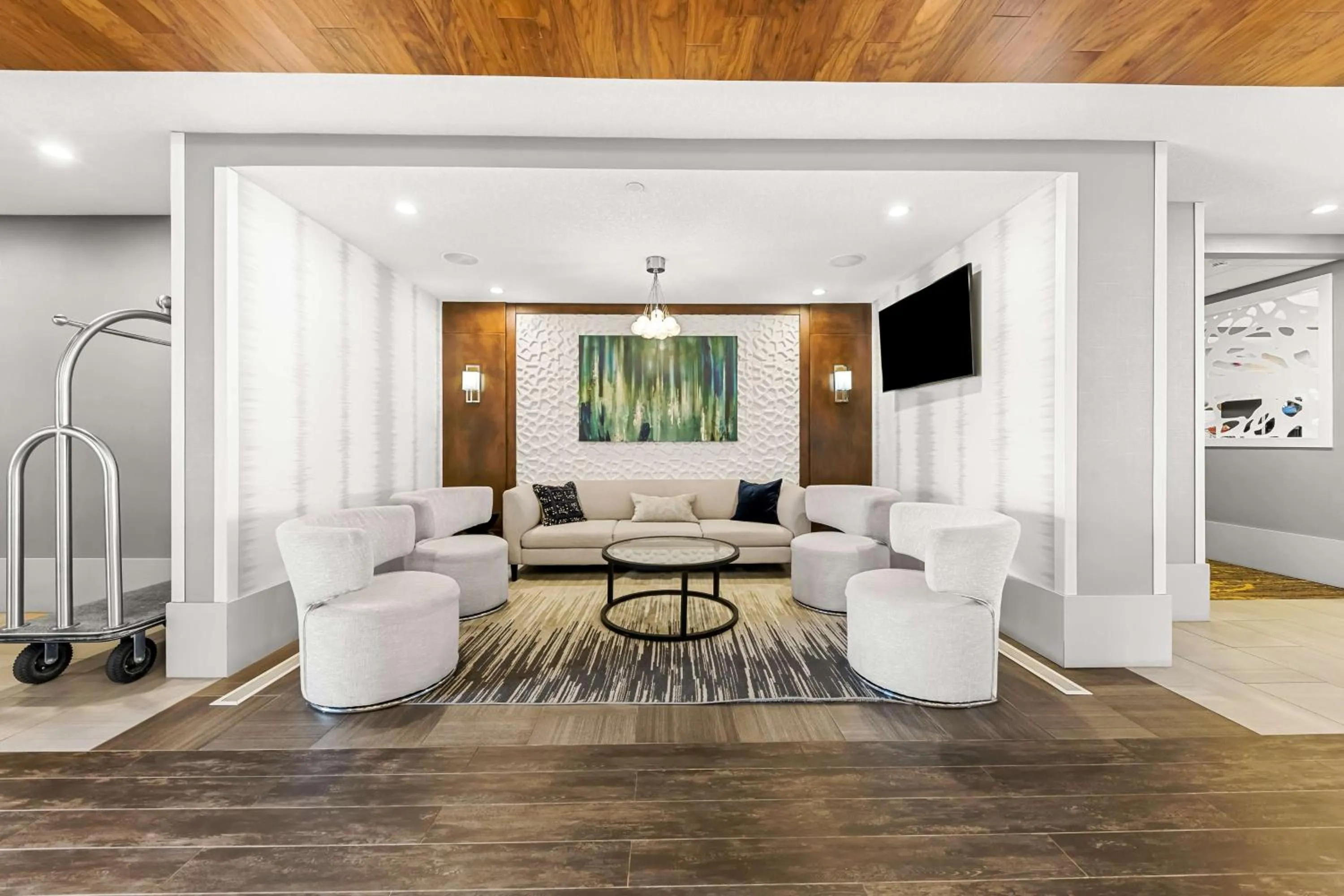 Lobby or reception in Best Western Plus Airdrie Gateway