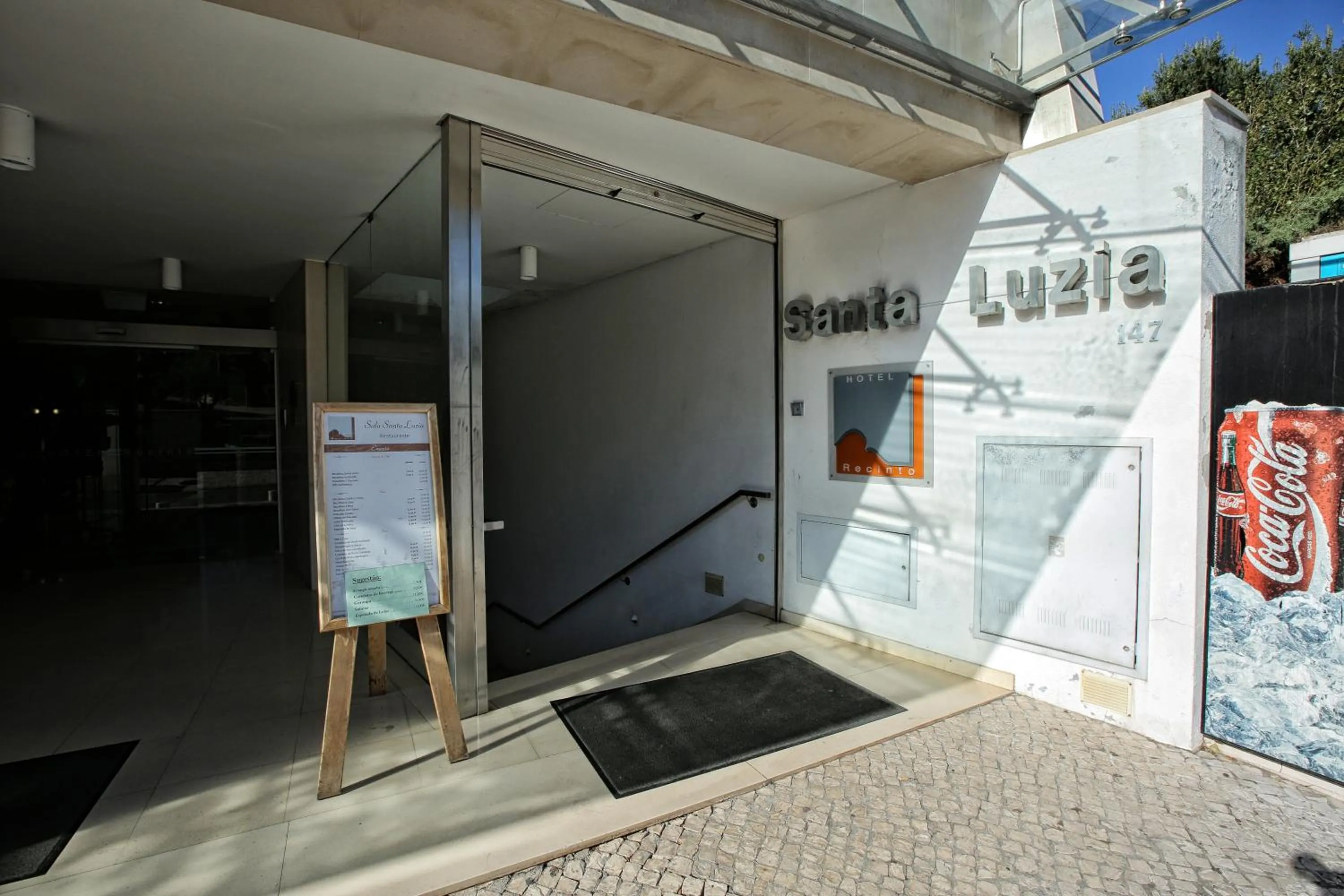 Facade/entrance in Hotel Recinto