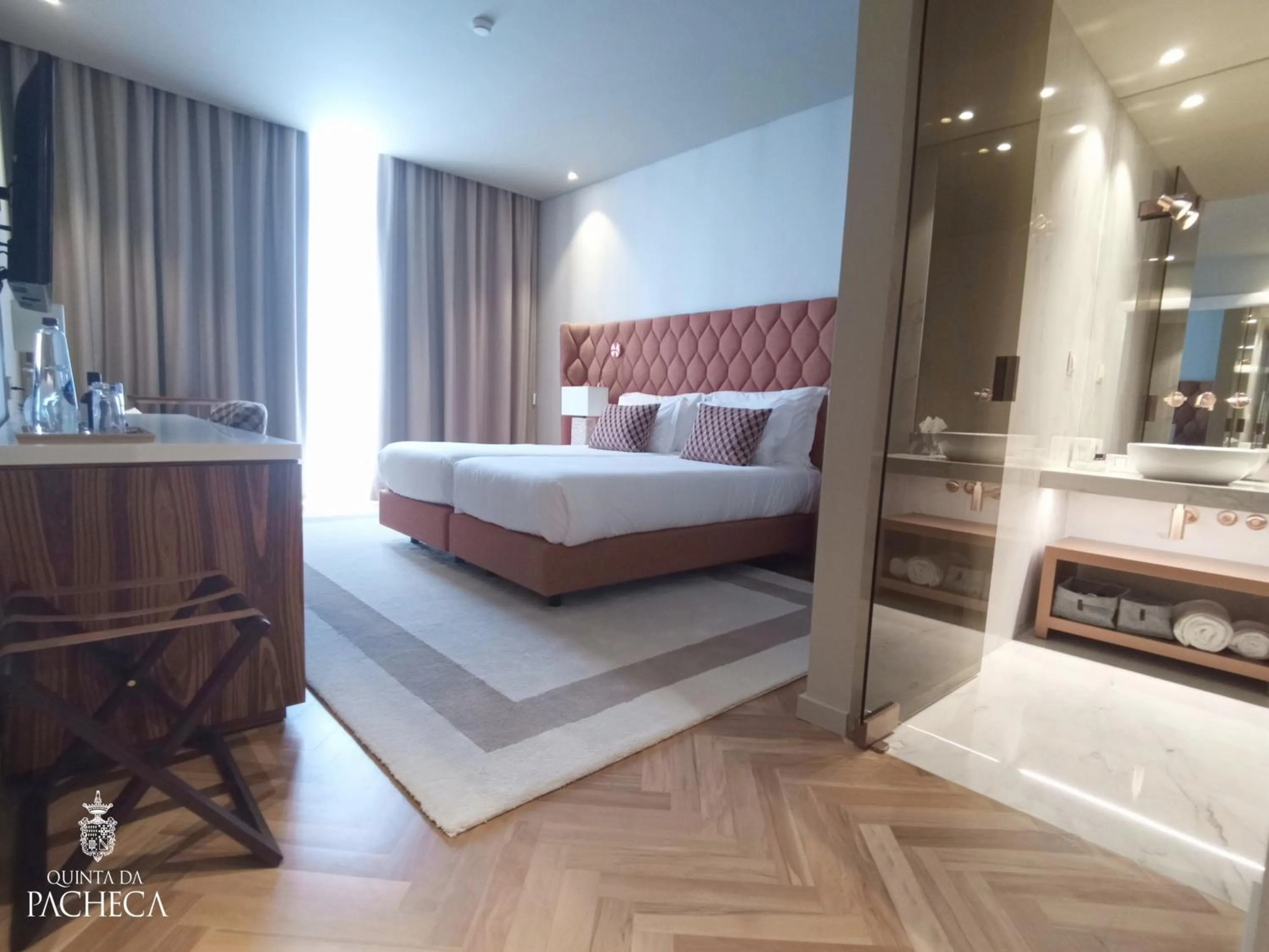 Photo of the whole room, Bed in Pacheca The Wine House Hotel e Spa - Quinta da Pacheca