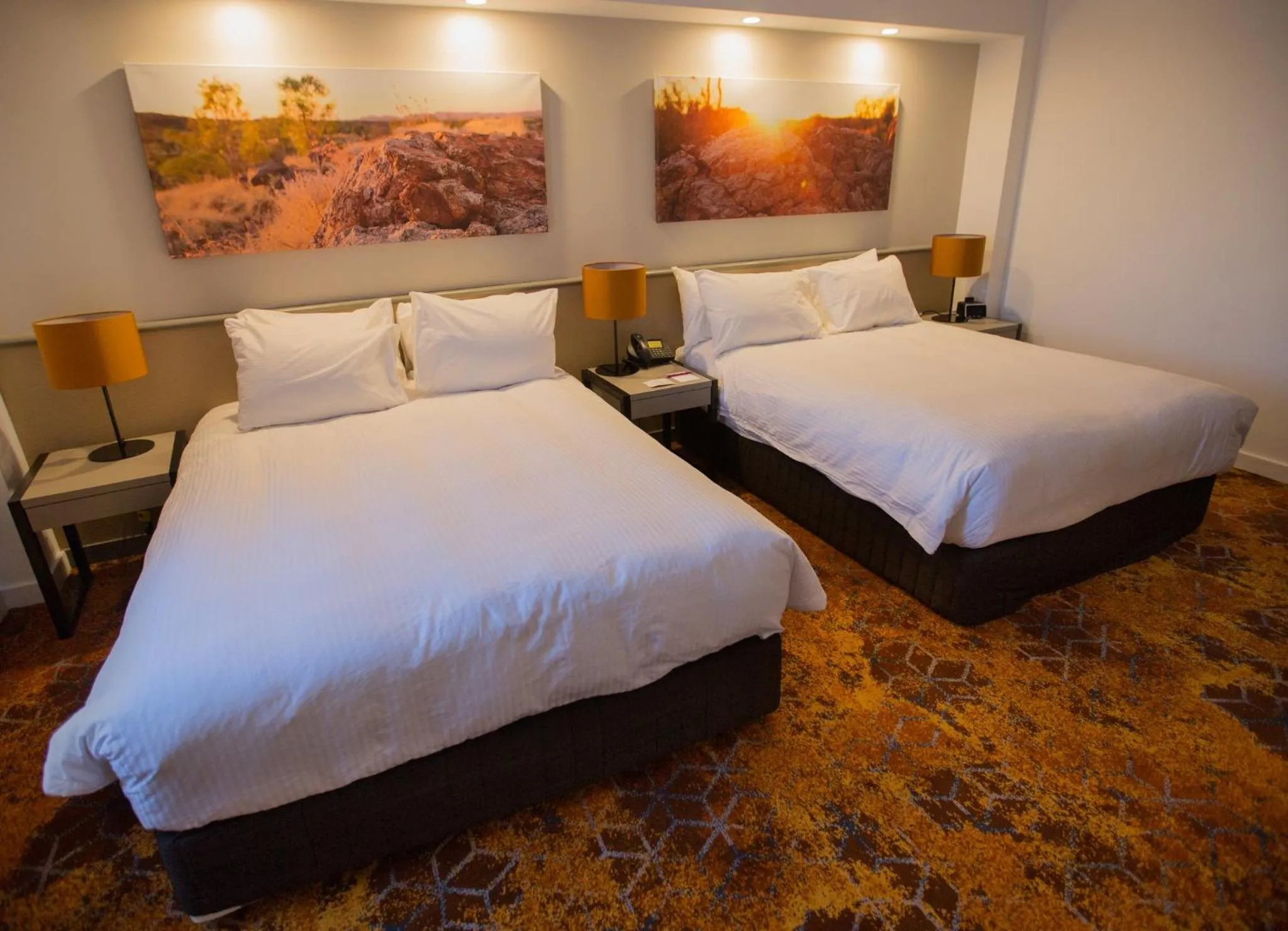 Photo of the whole room, Bed in Crowne Plaza Alice Springs Lasseters by IHG