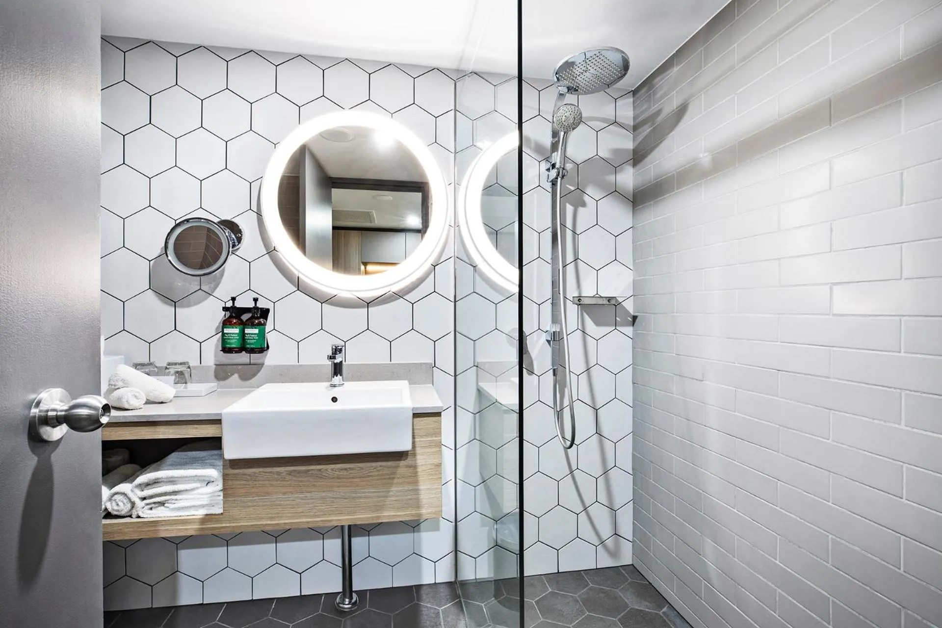 Shower in Crowne Plaza Alice Springs Lasseters by IHG