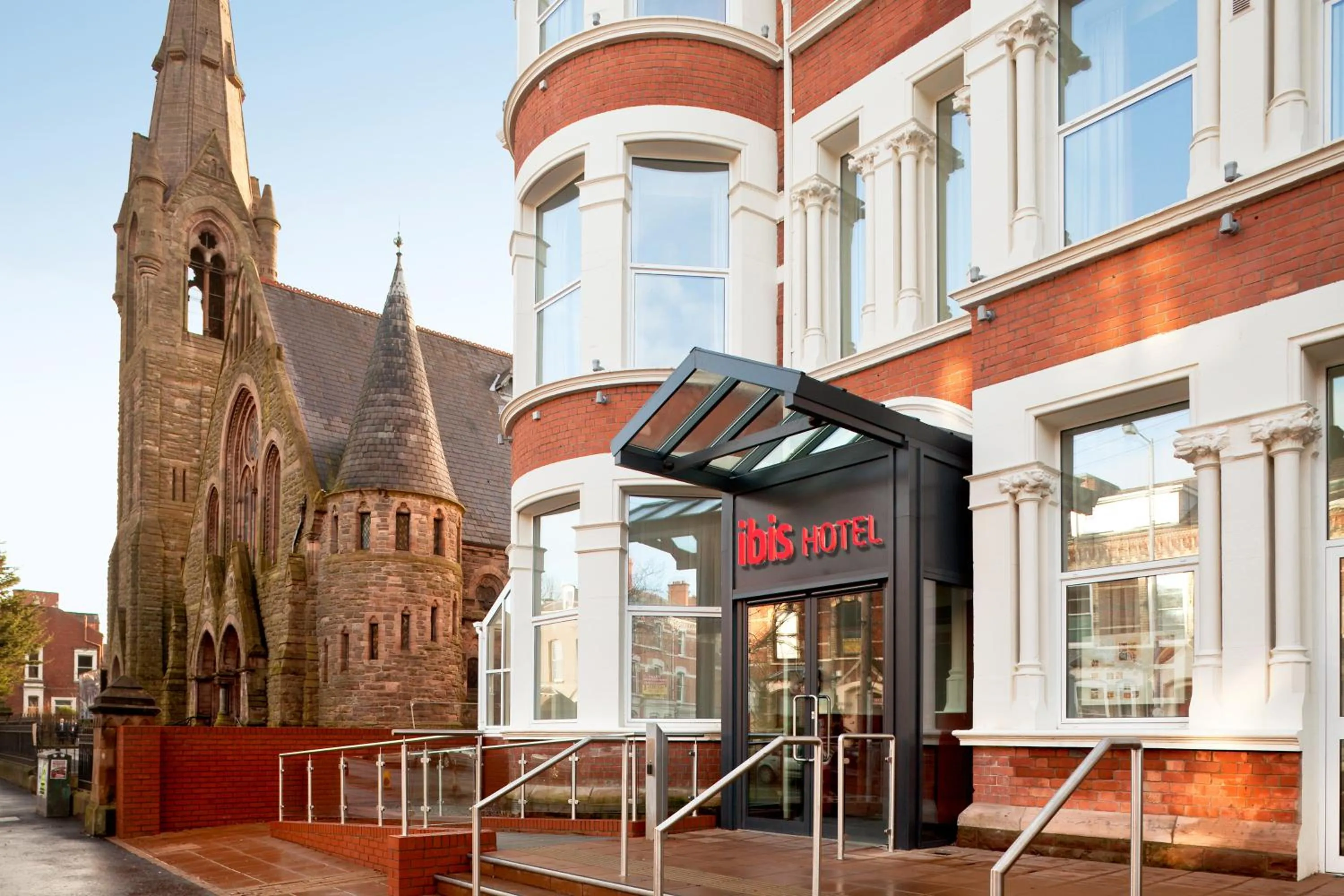 Facade/entrance in ibis Belfast Queens Quarter