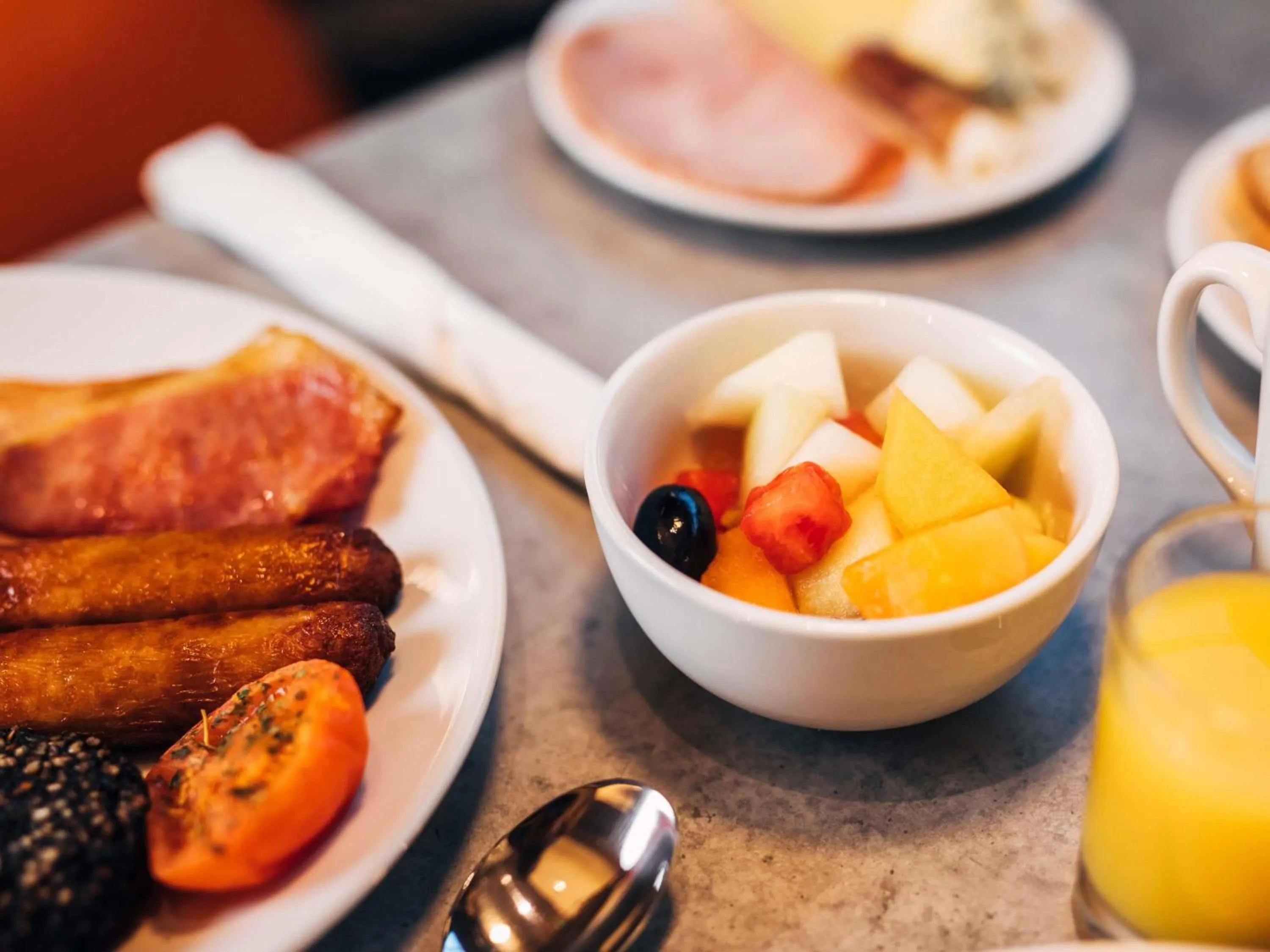 Breakfast in ibis Belfast City Centre