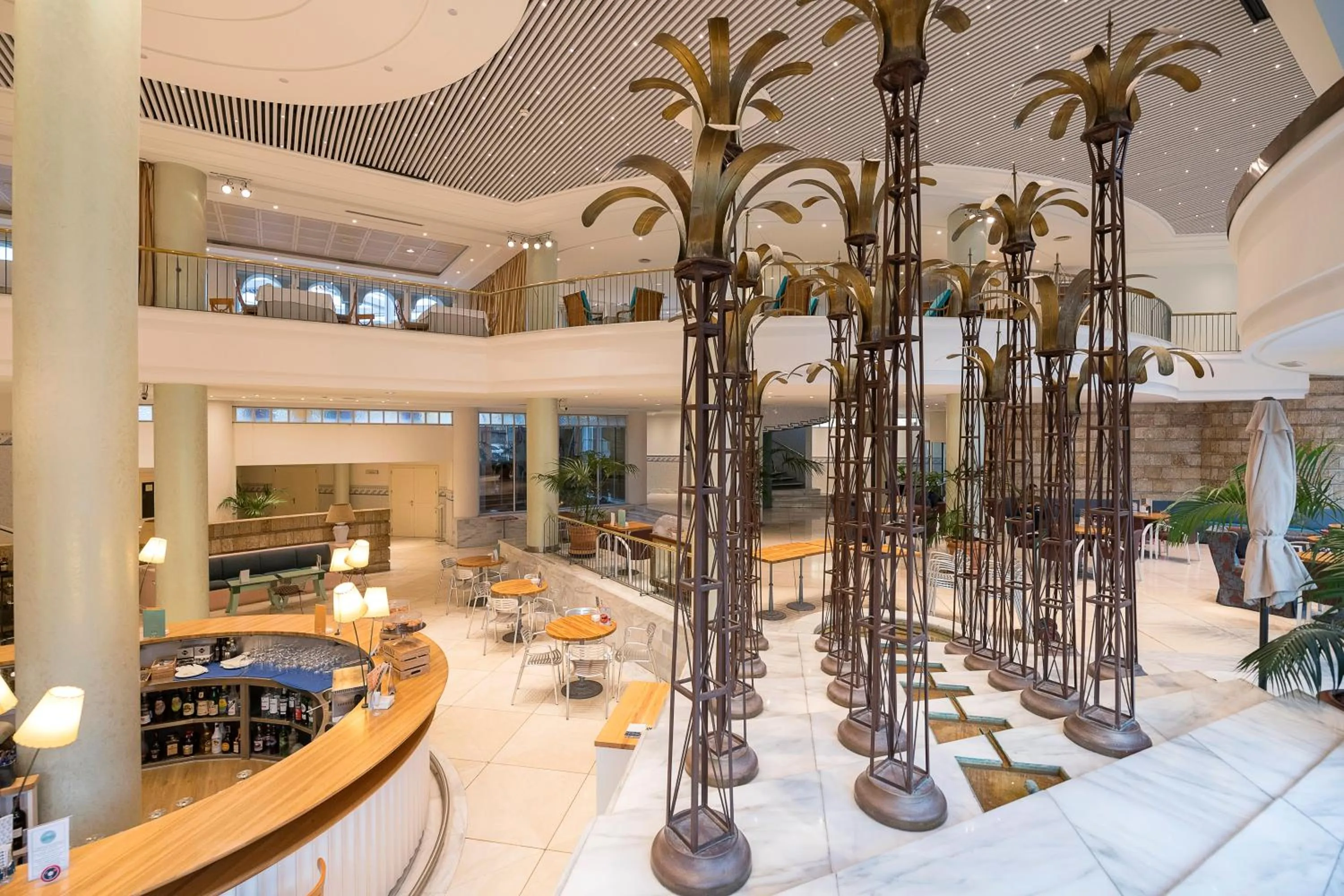 Lounge or bar in Hotel Playa Victoria