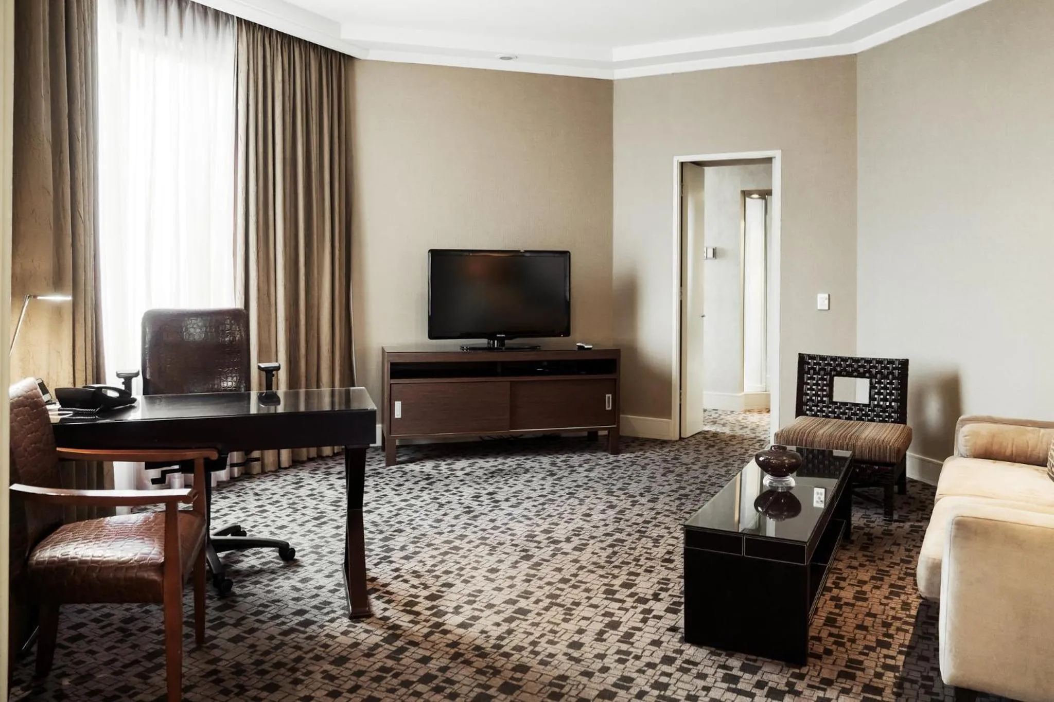 Photo of the whole room in InterContinental Adelaide by IHG