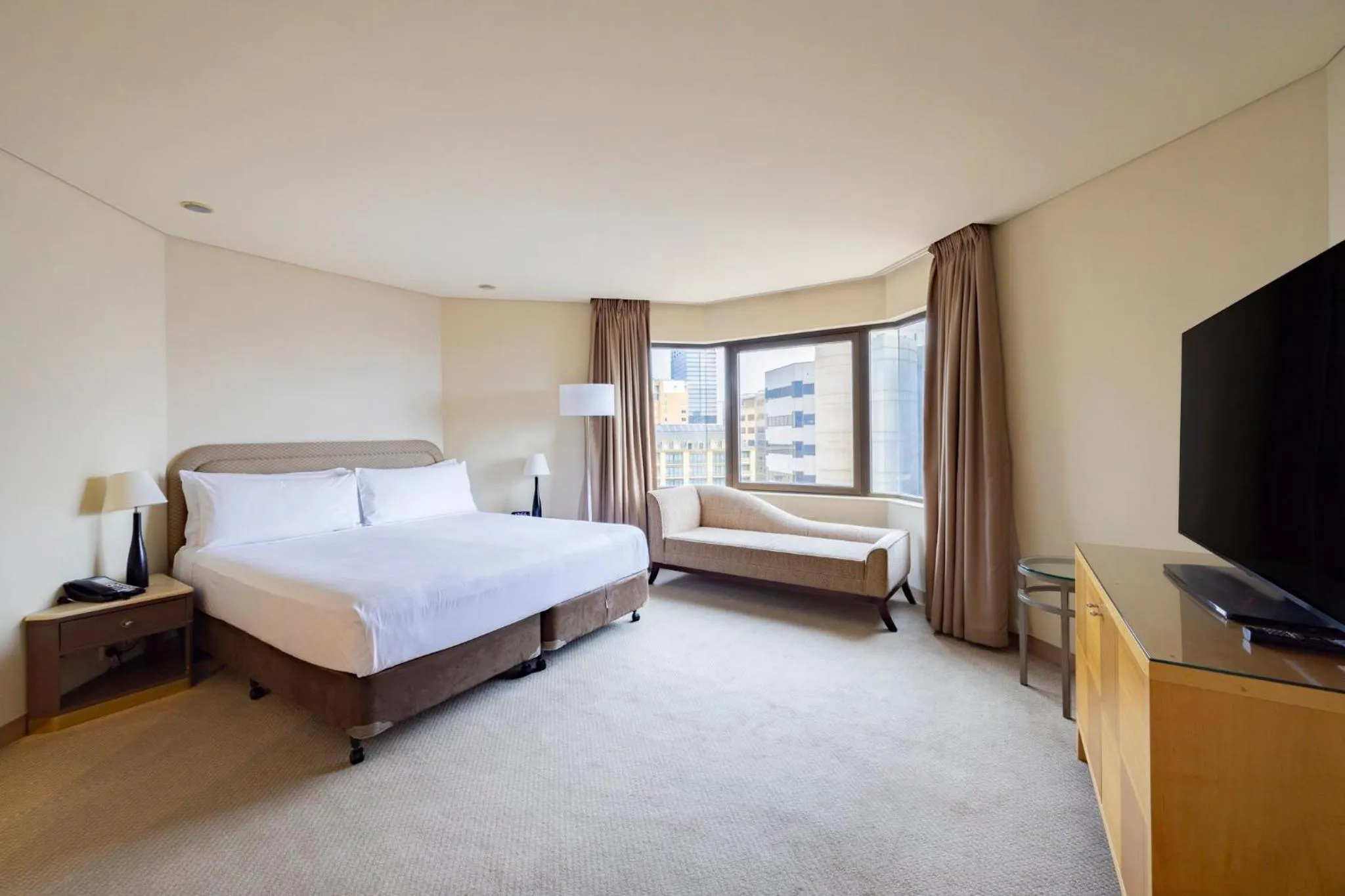 Photo of the whole room, Bed in InterContinental Adelaide by IHG