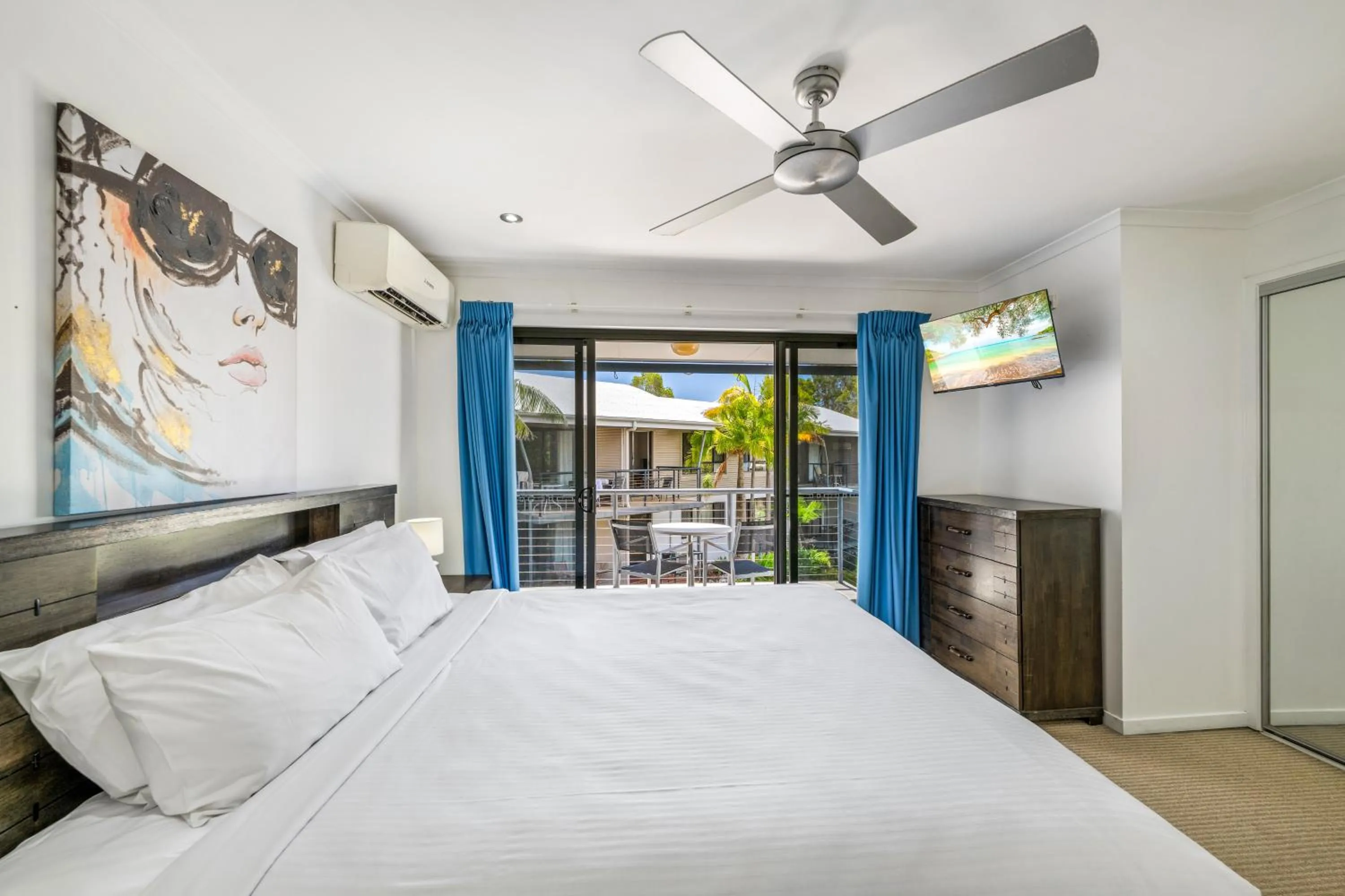 Bed in Ivory Palms Resort Noosa