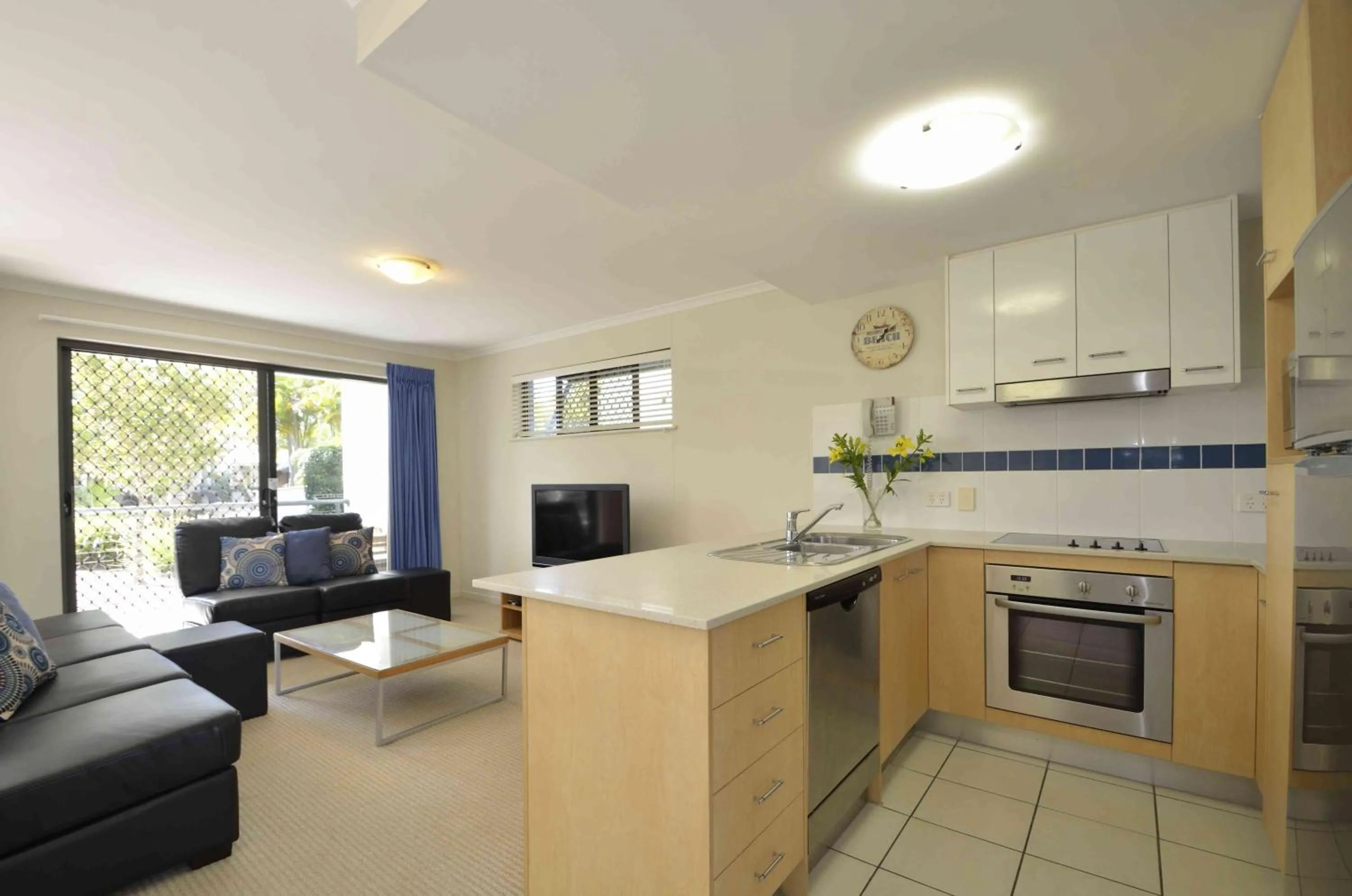Kitchen or kitchenette in Ivory Palms Resort Noosa