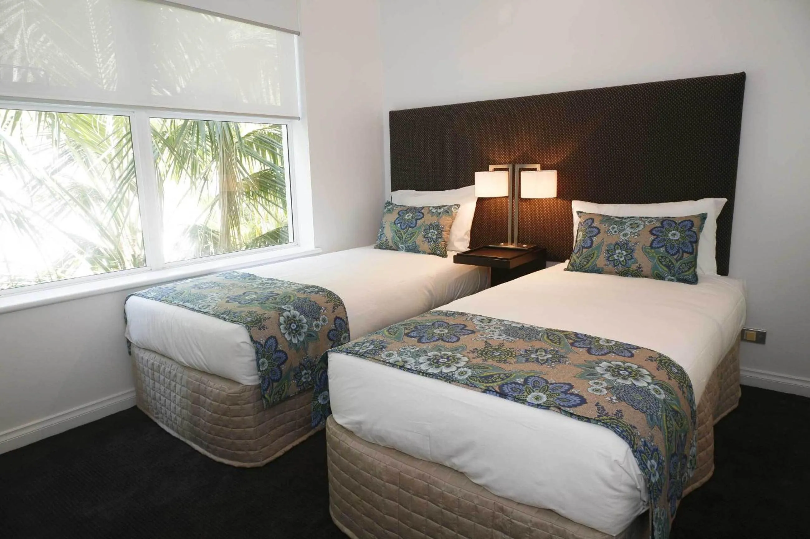 Bedroom, Bed in Emerald Noosa