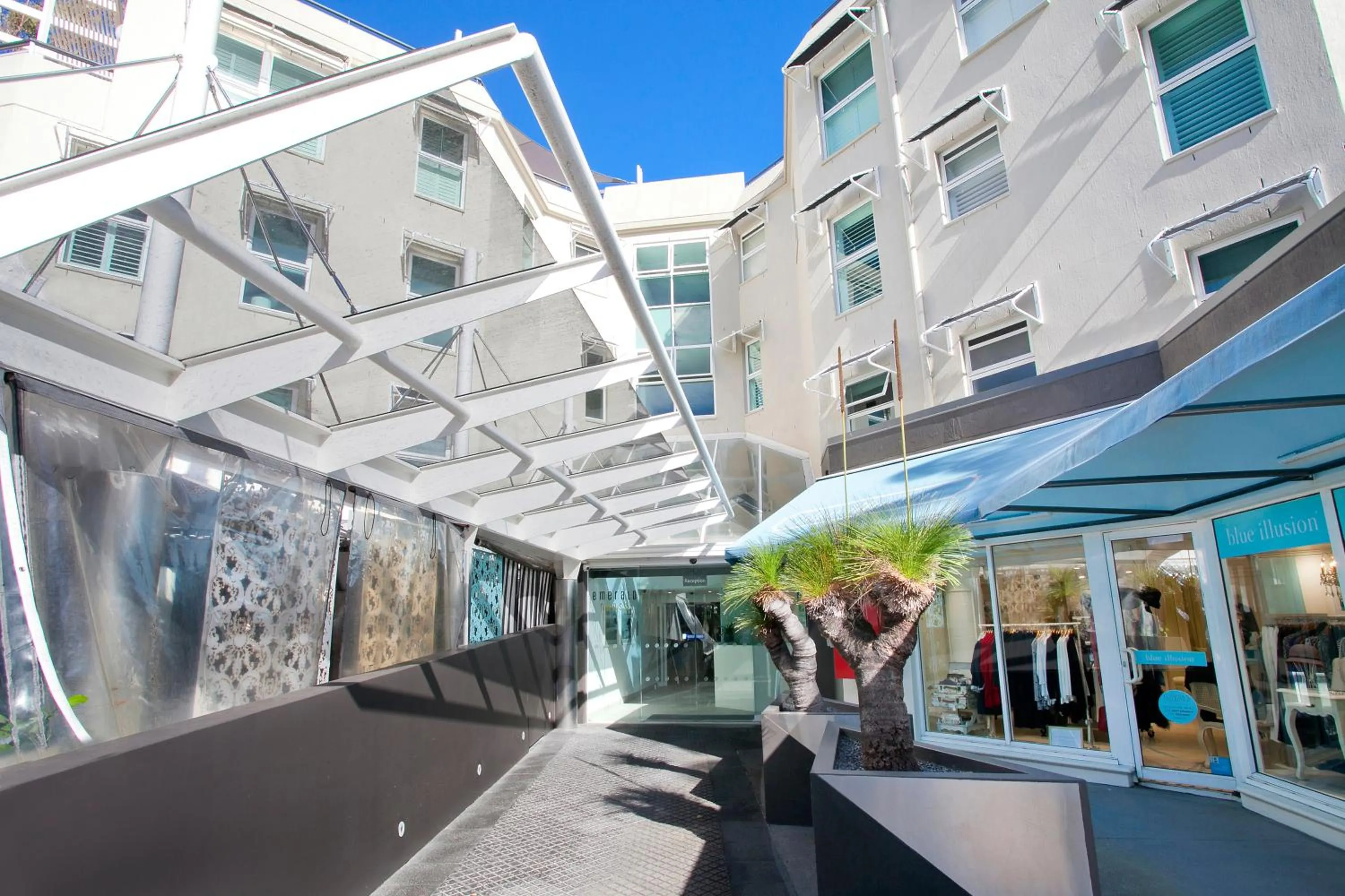 Facade/entrance in Emerald Noosa